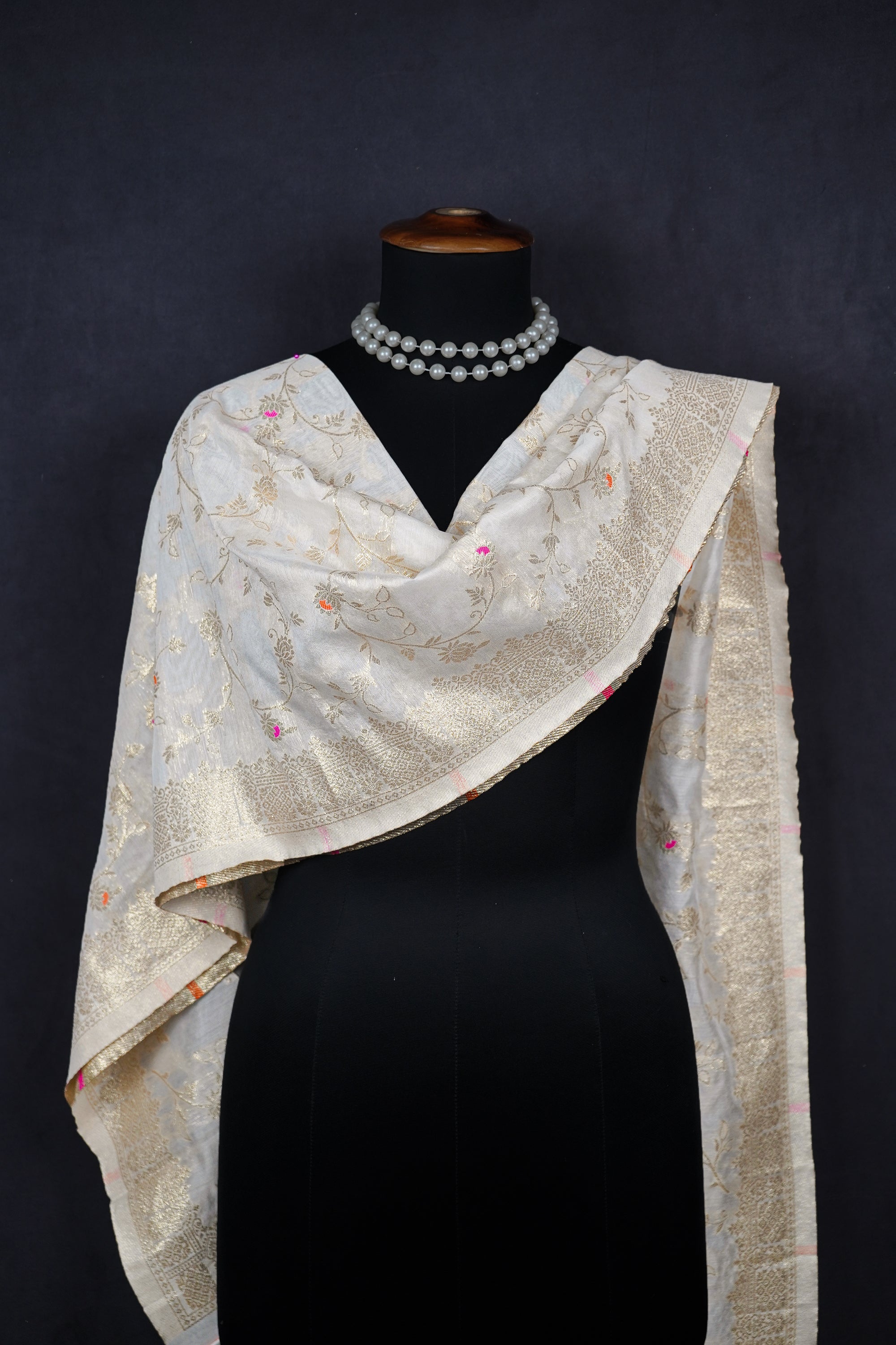 White Dyeable Chanderi Dupatta With All Over Thread And Zari Handloom 079-5