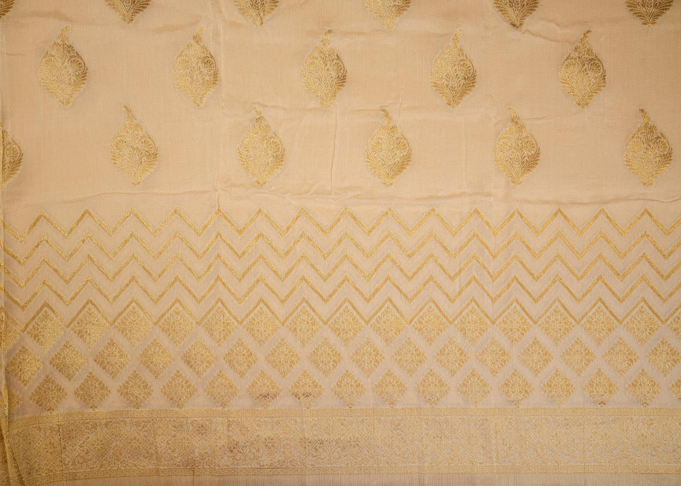 Dyeable Traditional White Georgette with Intricate Banarasi Work