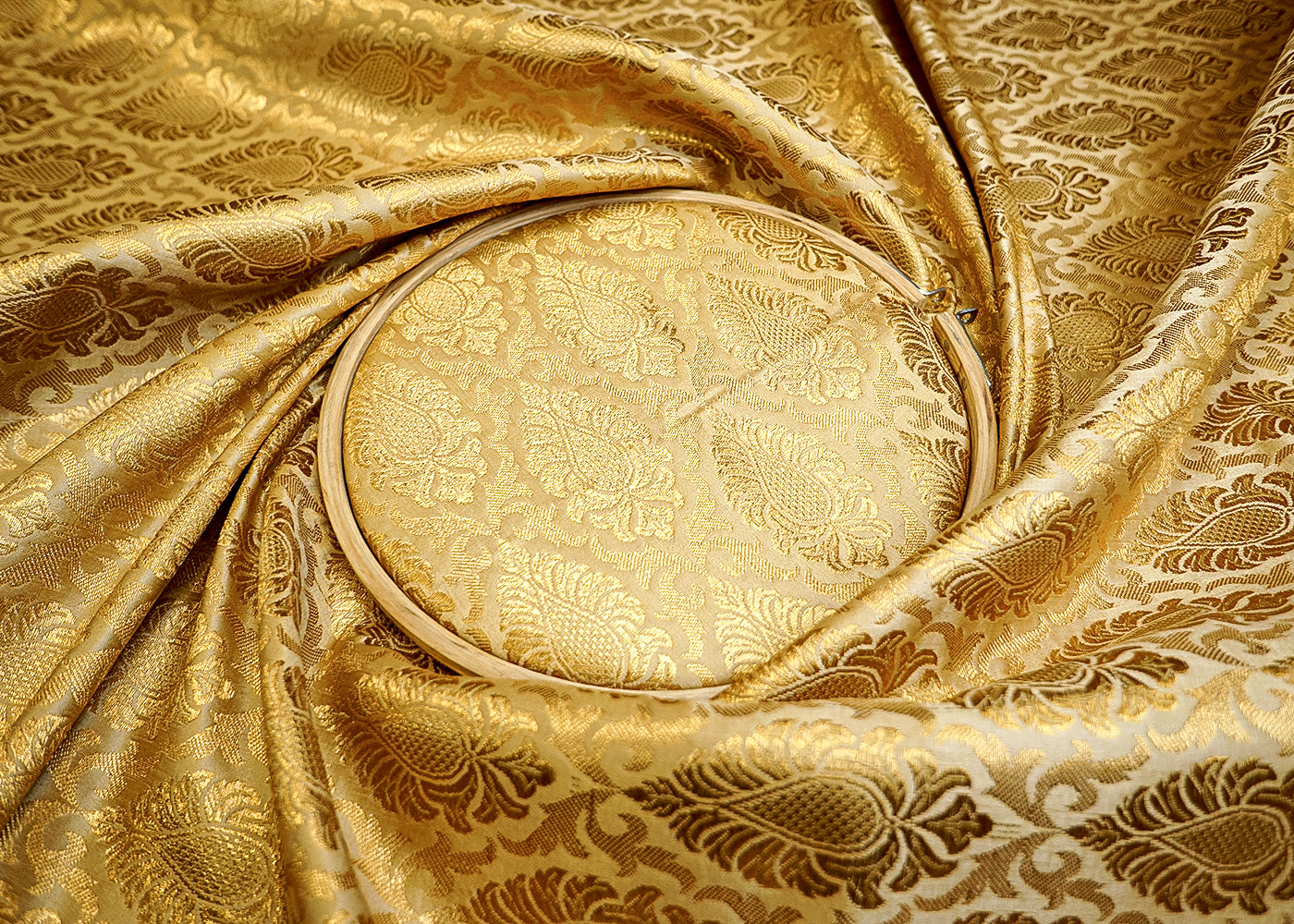 Gold Regal Radiance Banarasi Brocade with Allover Golden Thread Handloom