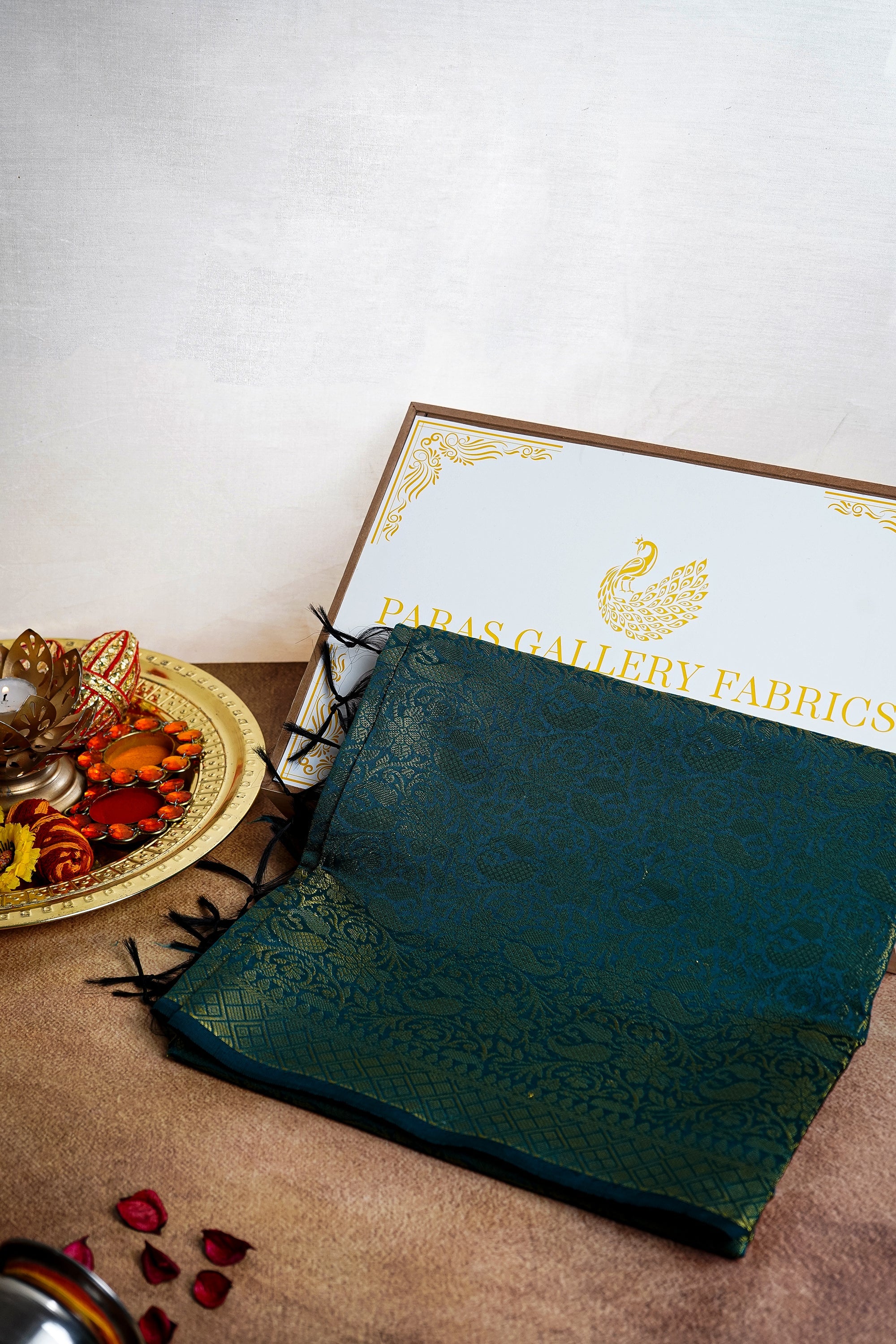 Green Banarasi Brocade Dupatta With All Over Zari Handloom 12481