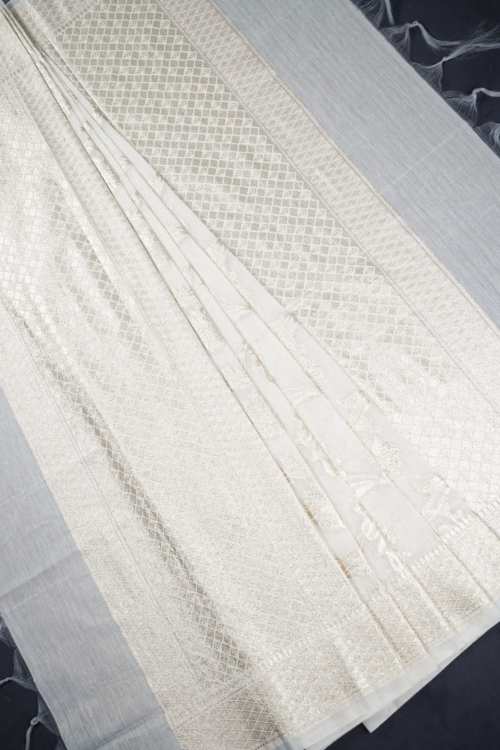 White Dyeable Chanderi Dupatta With All Over Zari Handloom 12668