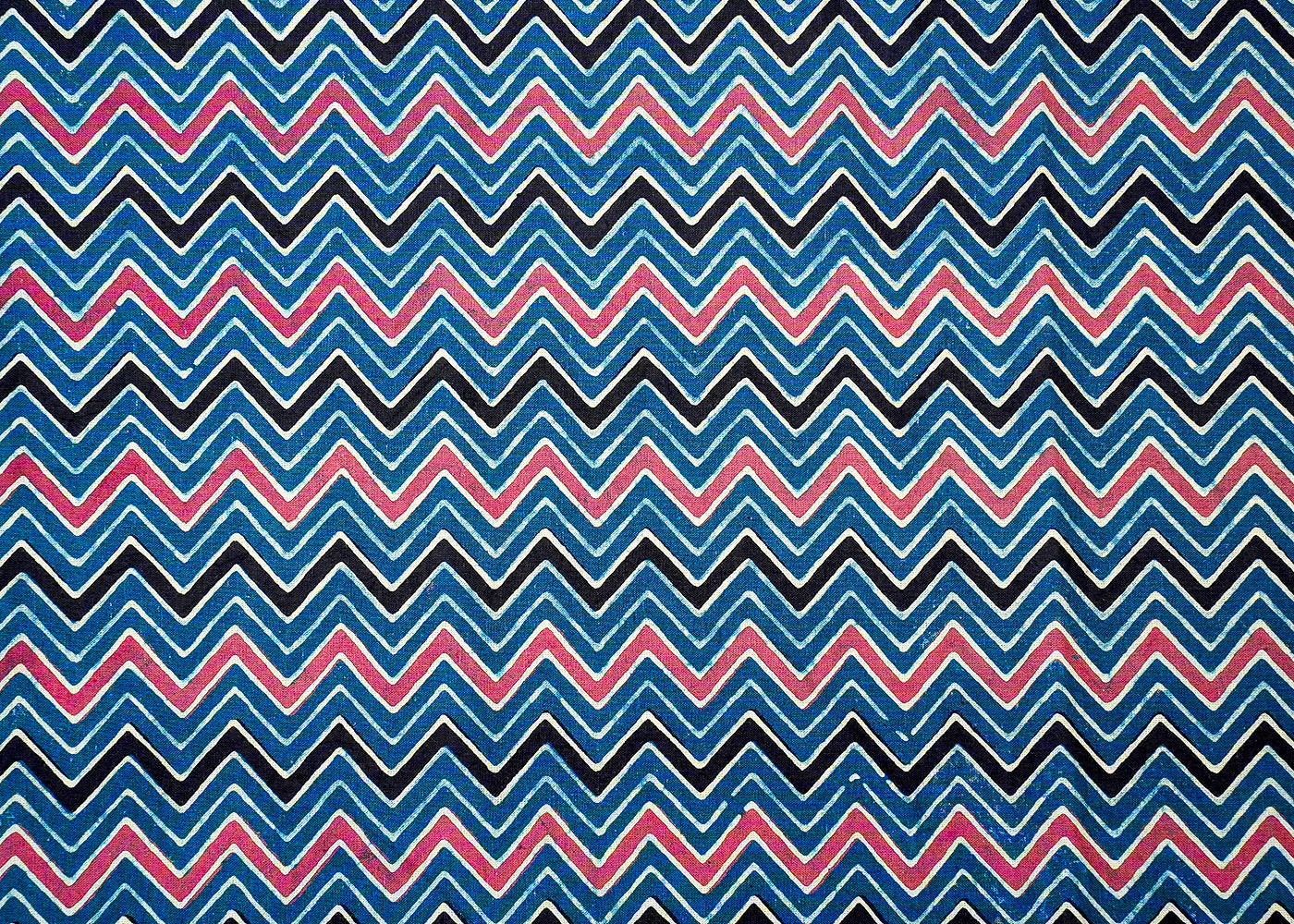 Indigo Blue Printed Cotton Fabric with Allover Zig Zag Pattern 13762