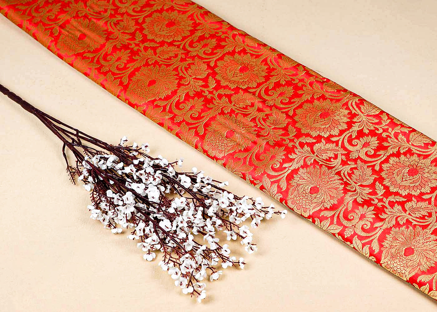 Gajri Banarasi Brocade Fabric With Allover Golden Zari Handloom 15918