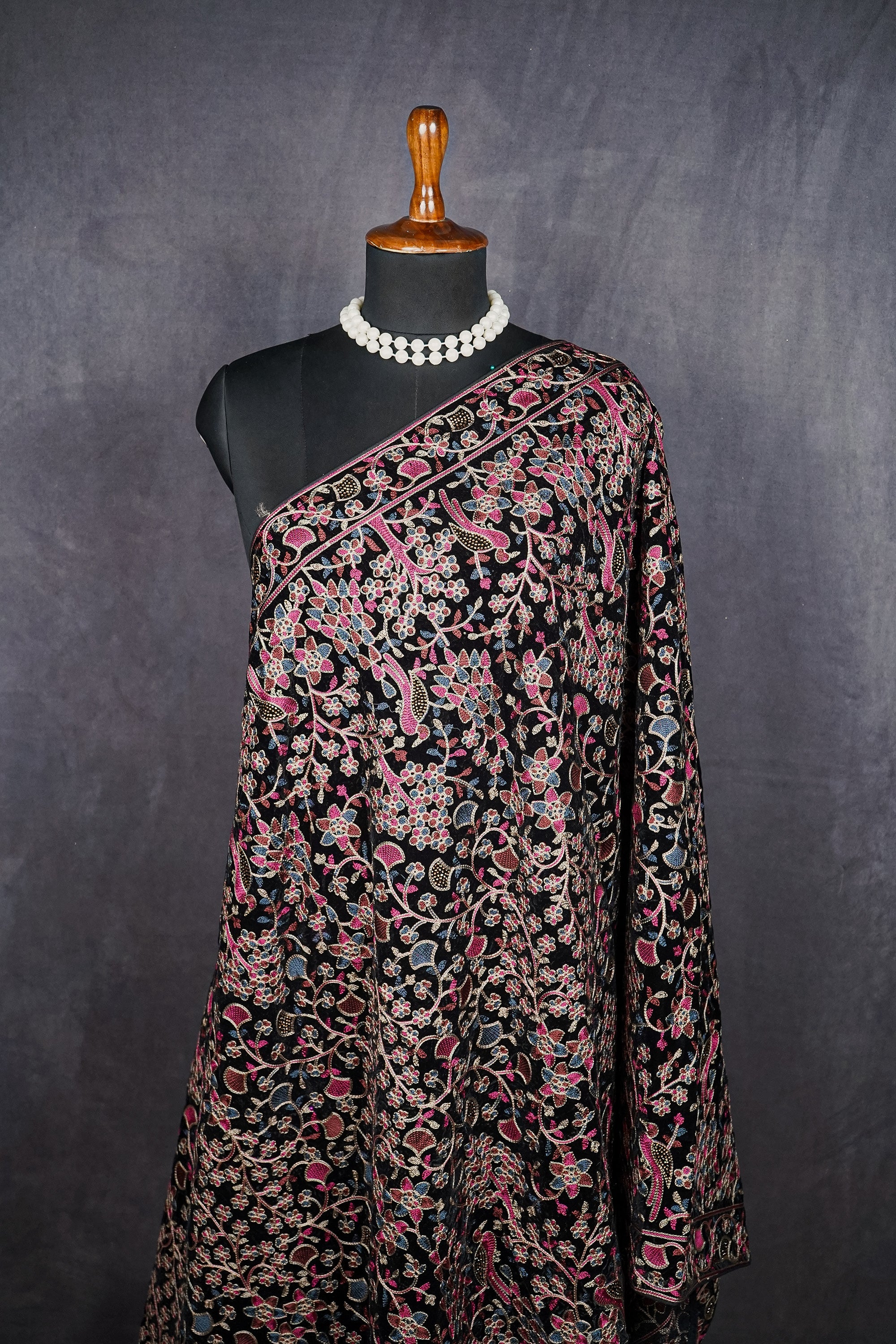 Black Velvet Dupatta With All Over Thread And Sarwoski Work 16080