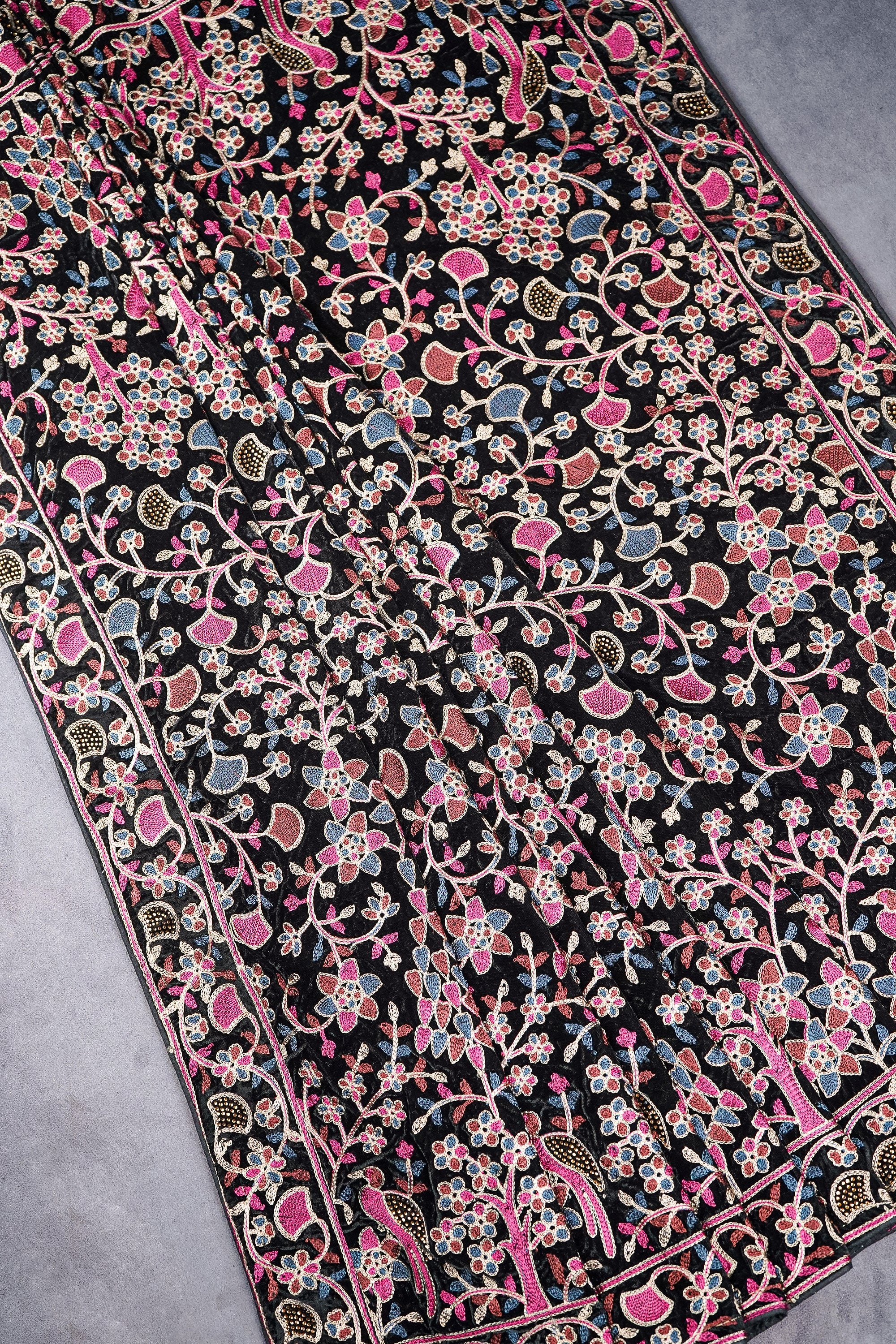 Black Velvet Dupatta With All Over Thread And Sarwoski Work 16080