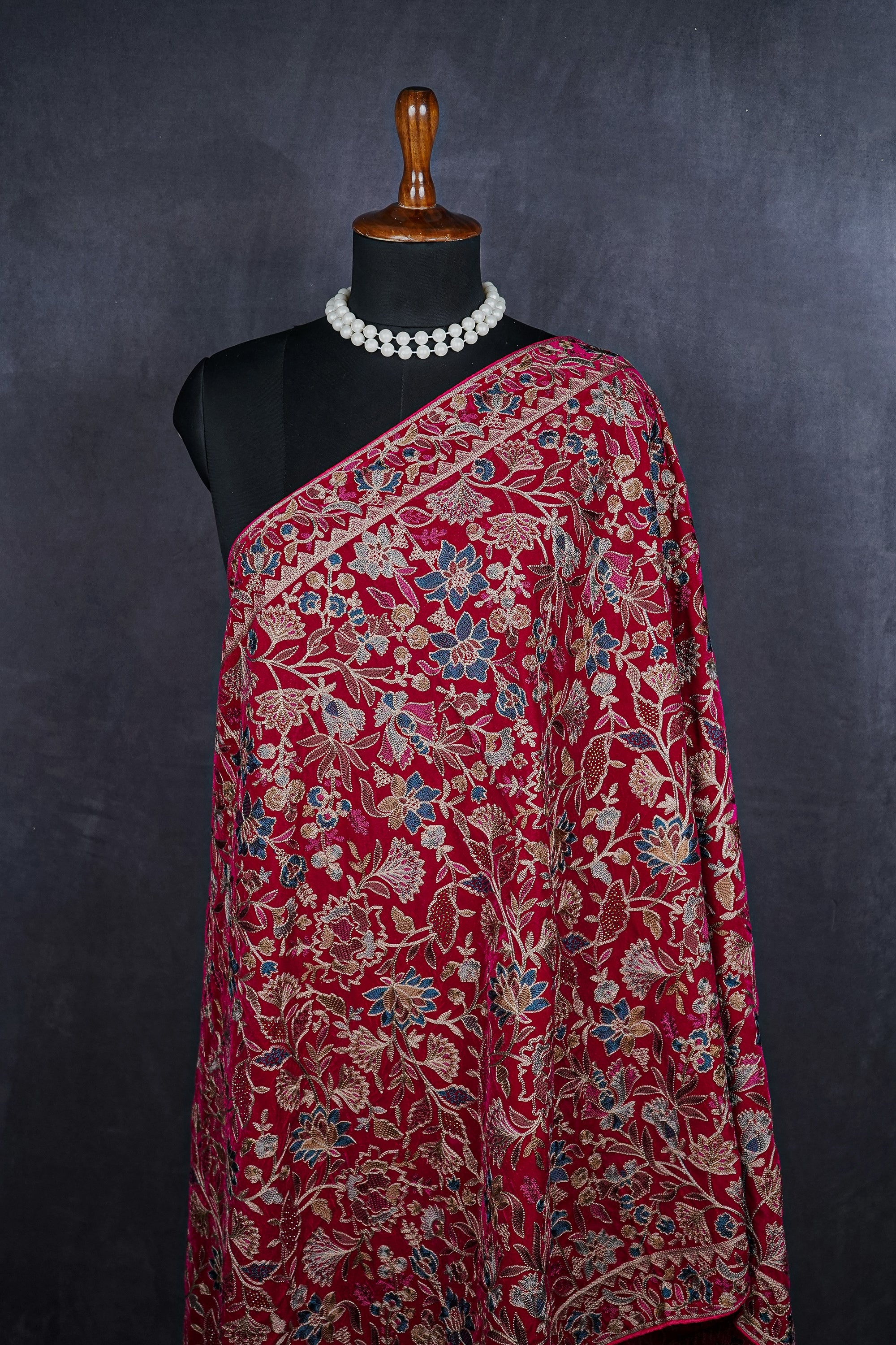 Pink Velvet Dupatta With All Over Thread And Sarwoski Work 16178
