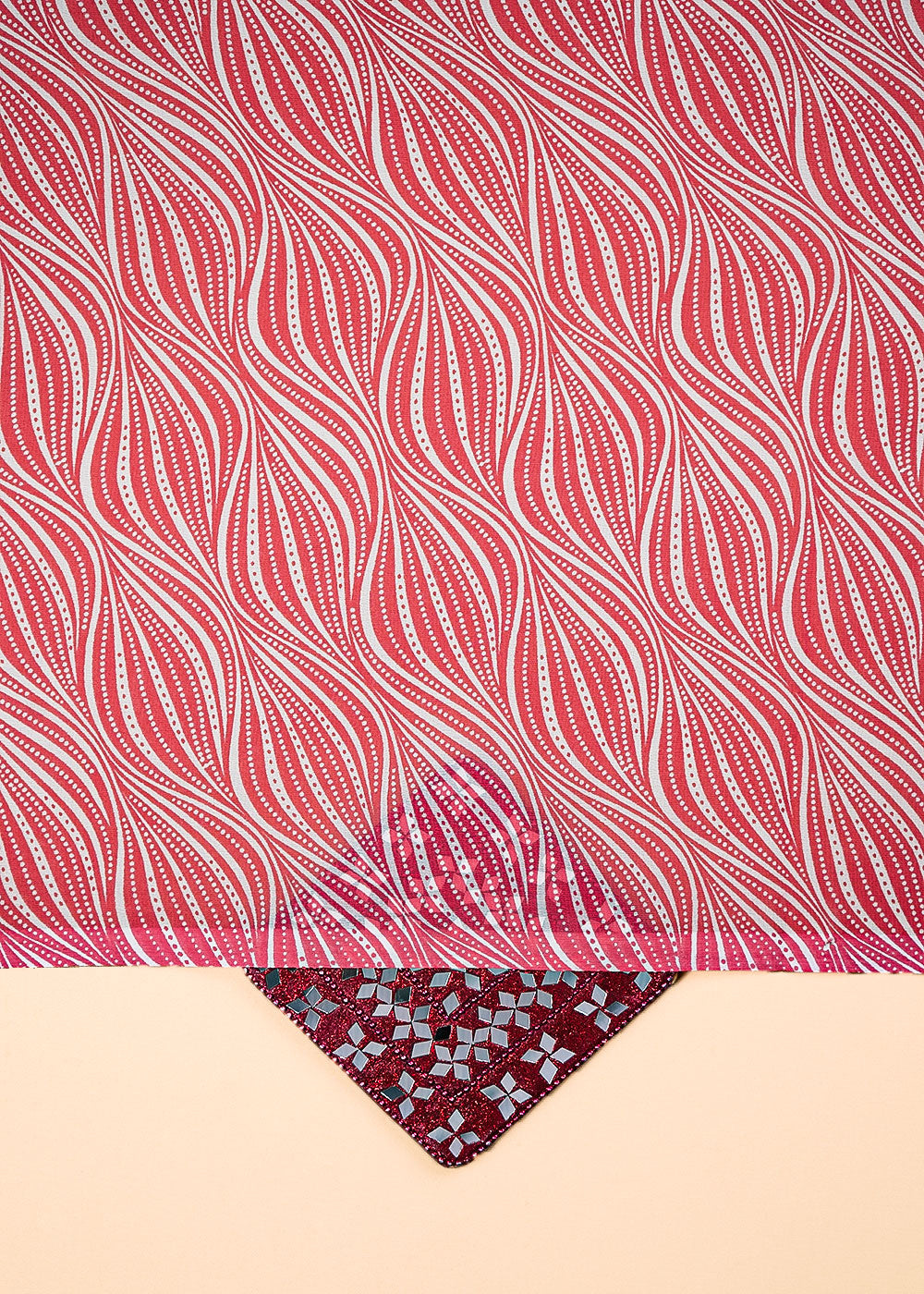 Baby Pink Georgette Fabric With All Over Abstarct Print 17179