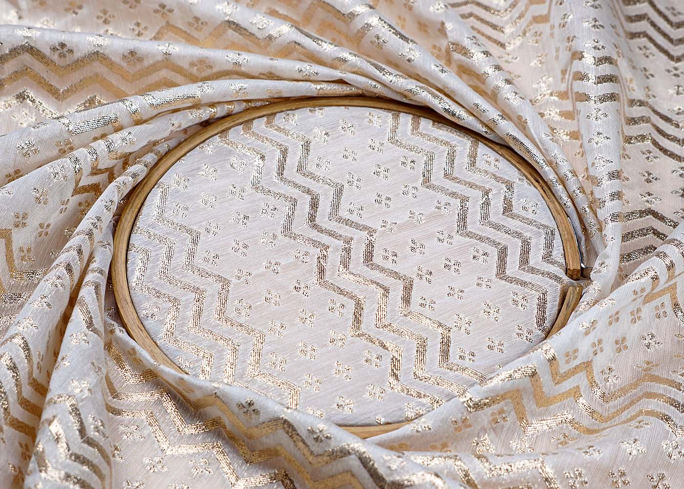 ( Pre-Cut 1.15 MTR) White Fabric With All Over Badla Zari Weaving 17787