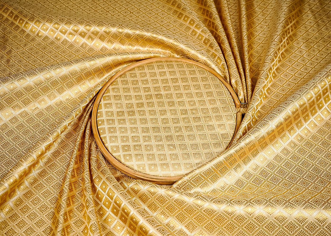(Pre-Cut 1.45 MTR) Golden Banarasi Brocade Fabric With All Over Golden Zari Handloom 18332