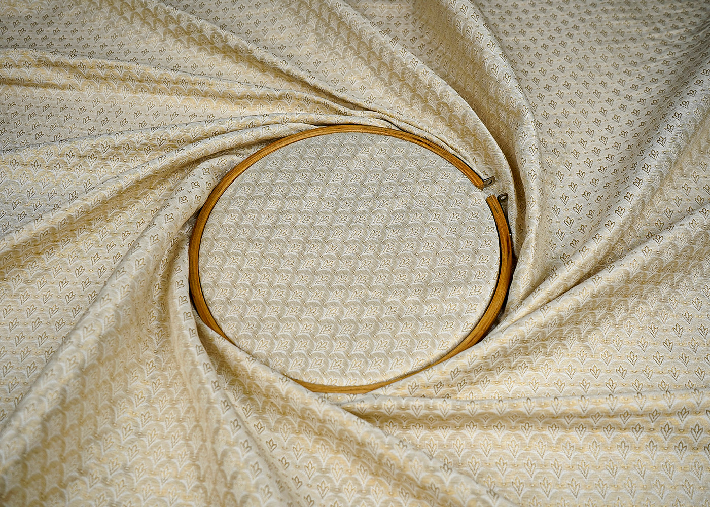 (Pre-Cut 0.9 MTR) White Banarasi Brocade Fabric With All Over Golden Zari Handloom 18348