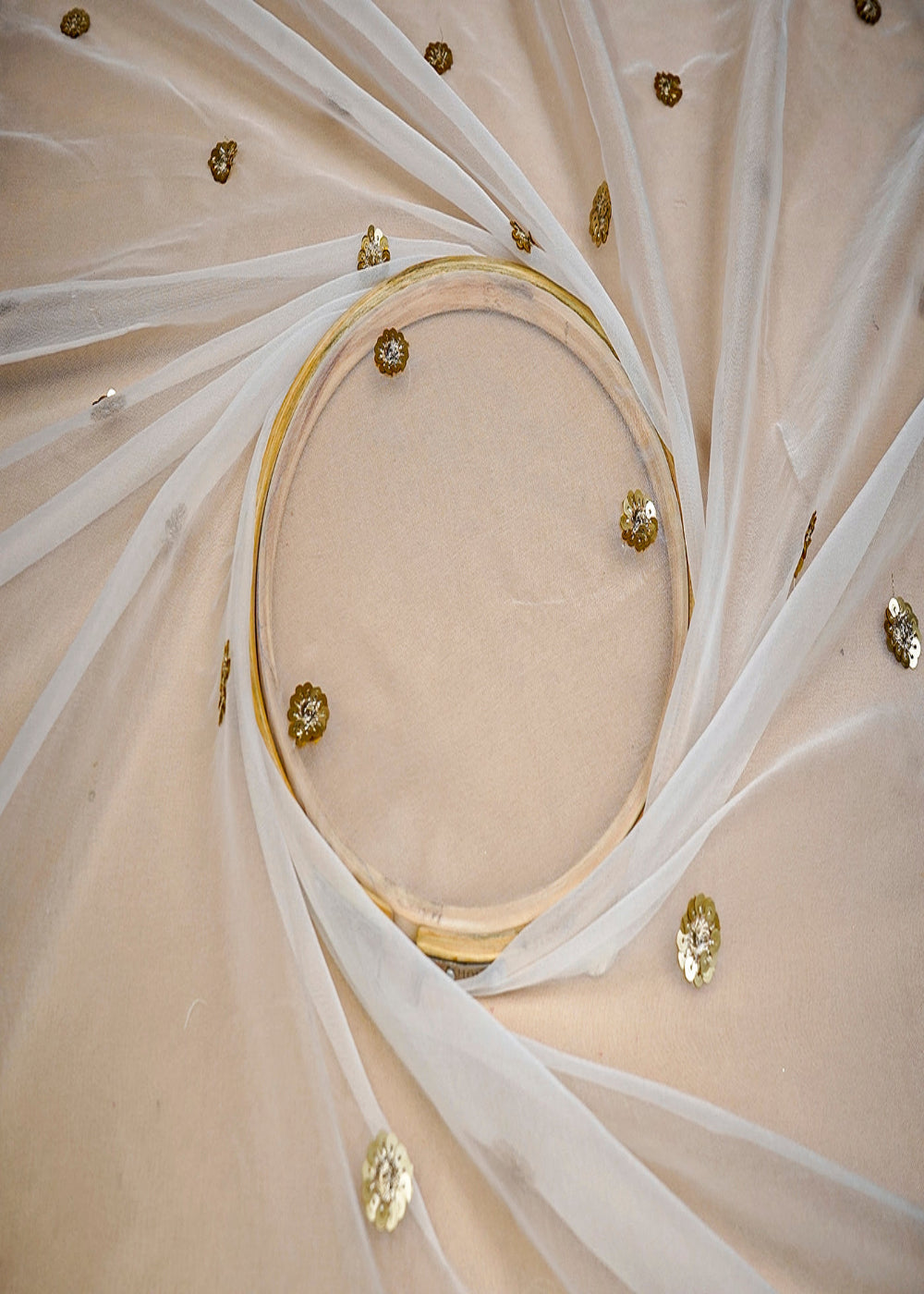 (Pre-Cut-2.5-MTR)-White-Organza-Fabric-With-All-Over-Zari-And-Sequins-Work-With-Two-Side-Scalloped-Border-18585