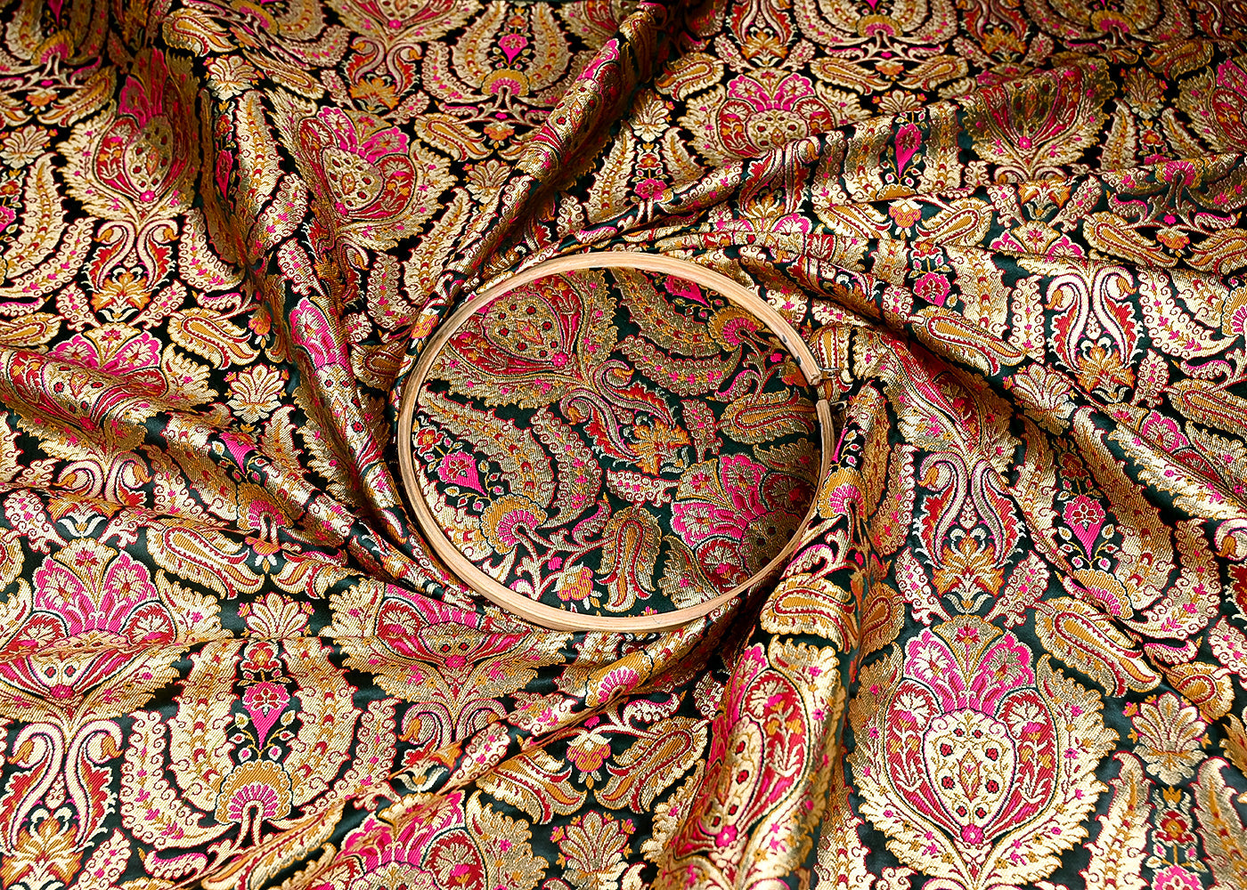 (Pre-Cut 0.8 MTR) Bottle Green Banarasi Brocade Fabric With All Over Thread And Zari Handloom 18744