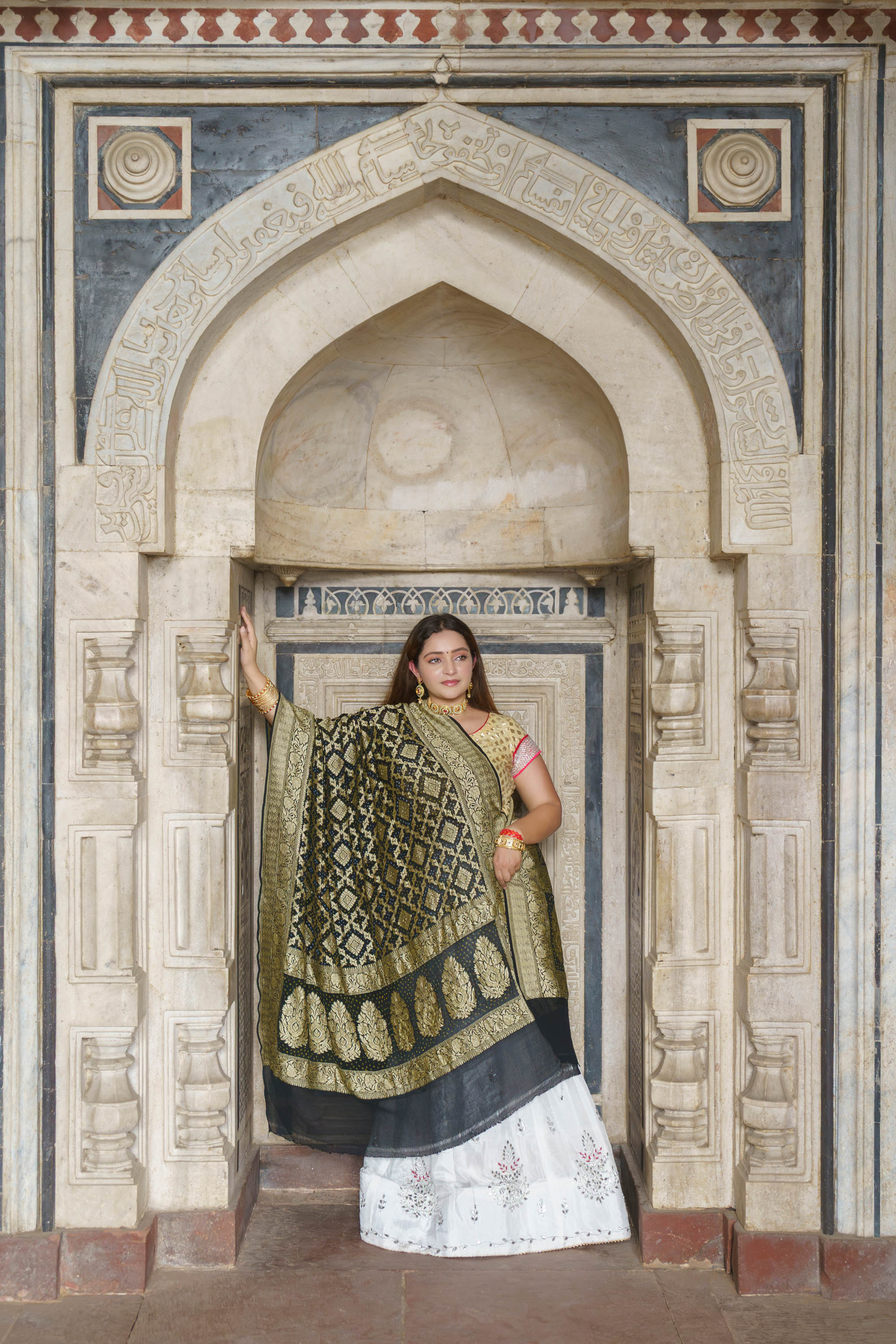The Parampara - Black Pure Georgette Bandhani Handloom Dupatta 18905