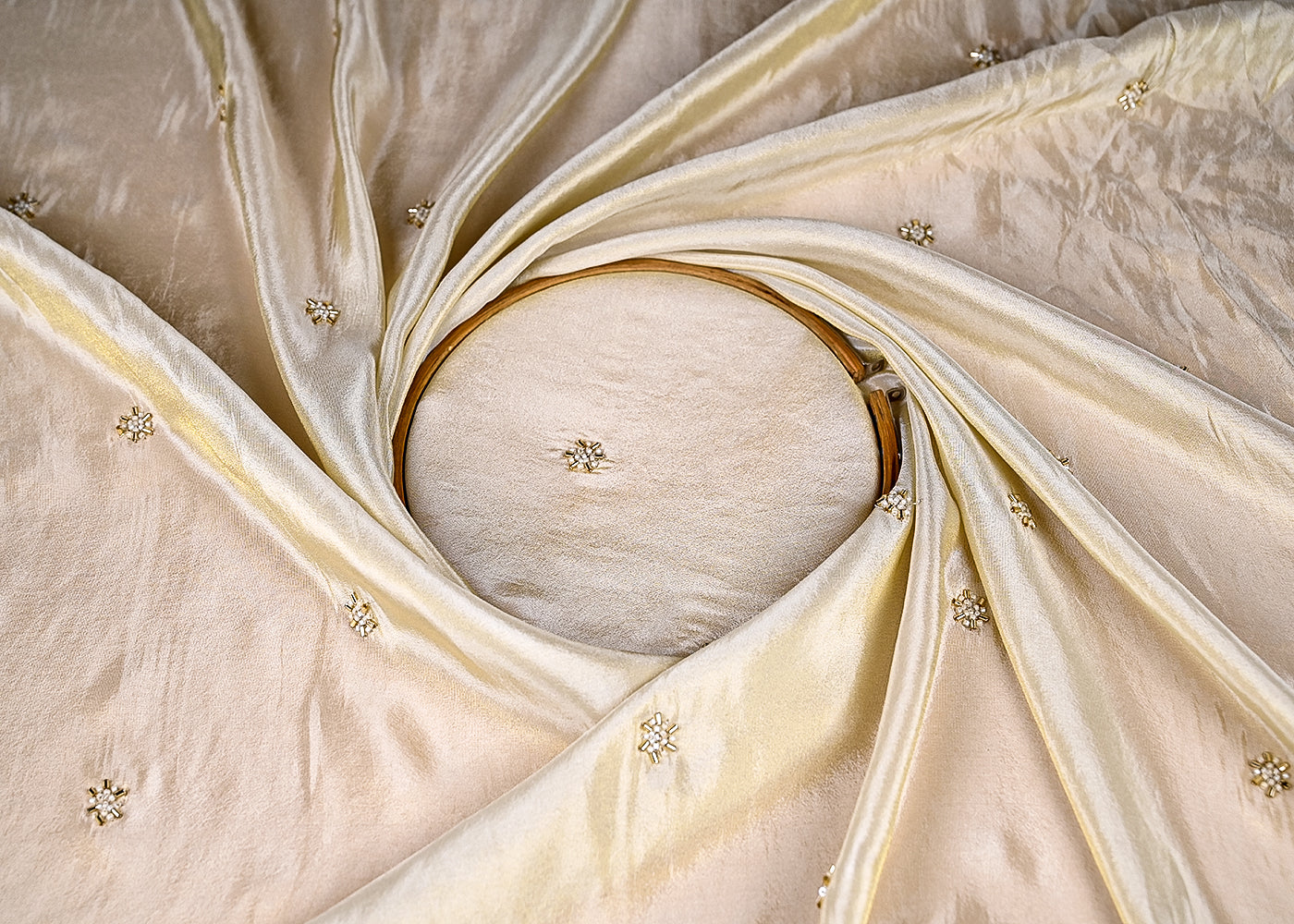 (Pre-Cut-1-MTR)-Golden-Tissue-Fabric-With-All-Over-Katdana-And-Sequins-Work-18922