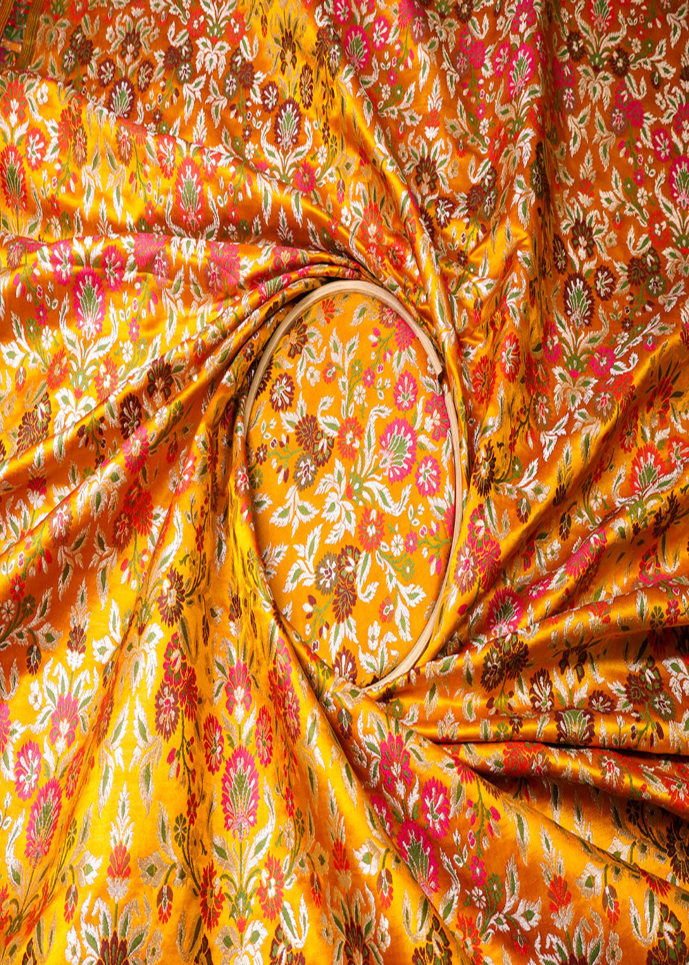 Yellow-Pure-Banarasi-Brocade-Fabric-With-All-Over-Thread-And-Silver-Zari-Handloom-19037-close-view