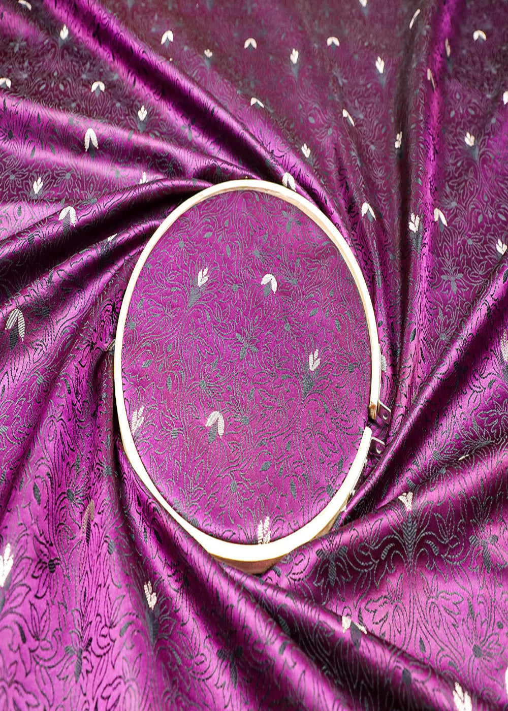 purple-banarasi-brocade-fabric-with-all-over-thread-and-zari-handloom-19061