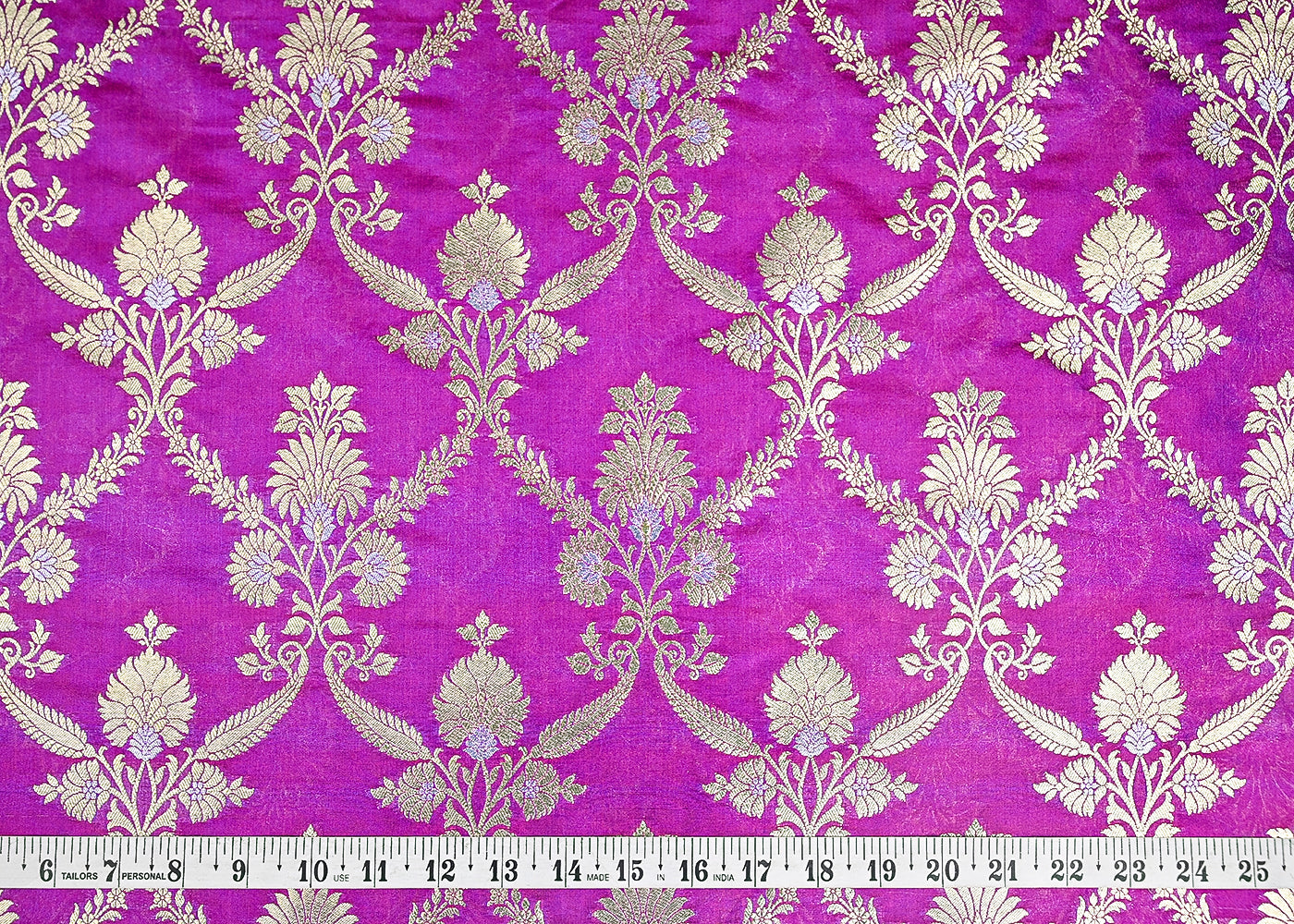 Light-Purple-Banarasi-Brocade-Fabric-With-All-Over-Golden-Zari-Handloom-20024-measurement-view