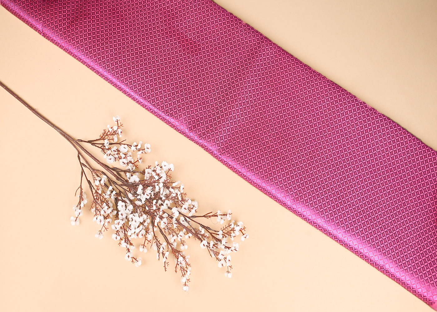Pink-Banarasi-Brocade-Fabric-With-All-Over-Pink-Zari-Handloom-20142