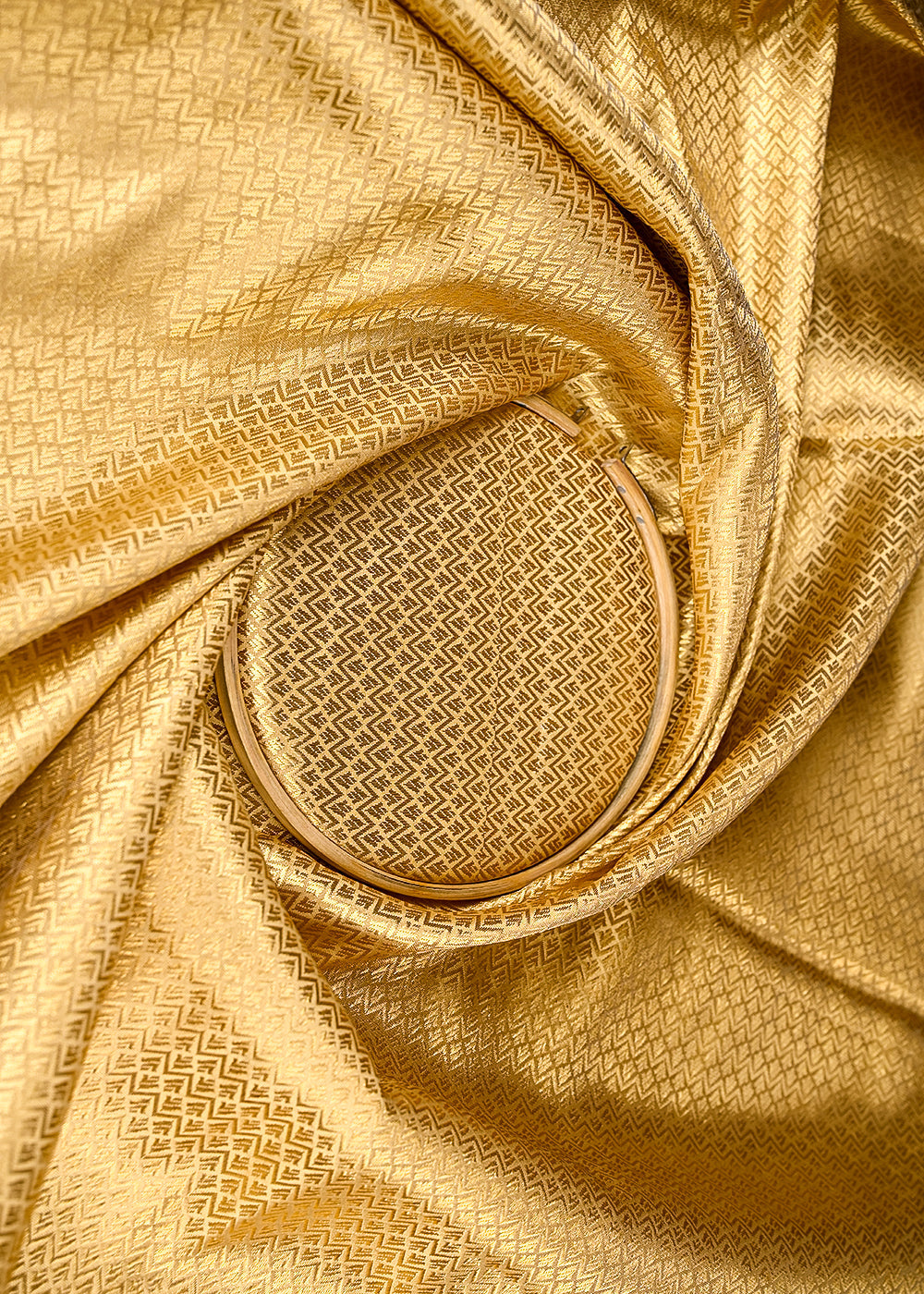 Golden-Banarasi-Brocade-Fabric-With-All-Over-Golden-Zari-Handloom-20152-close-view