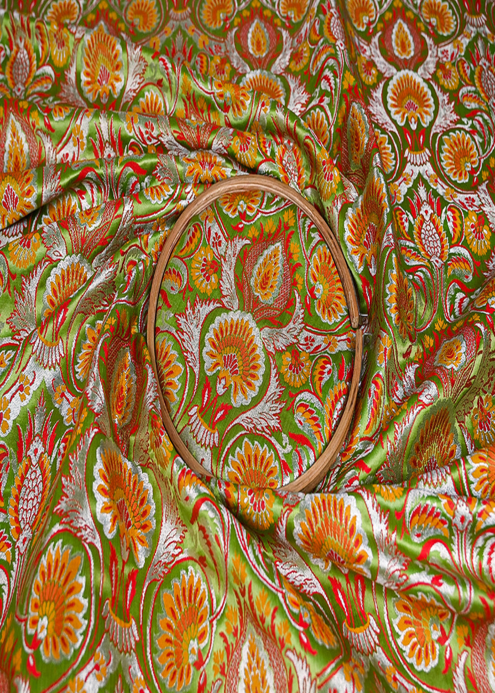 light-green-pure-banarasi-brocade-fabric-with-thread-and-zari-handloom-20181-close-view