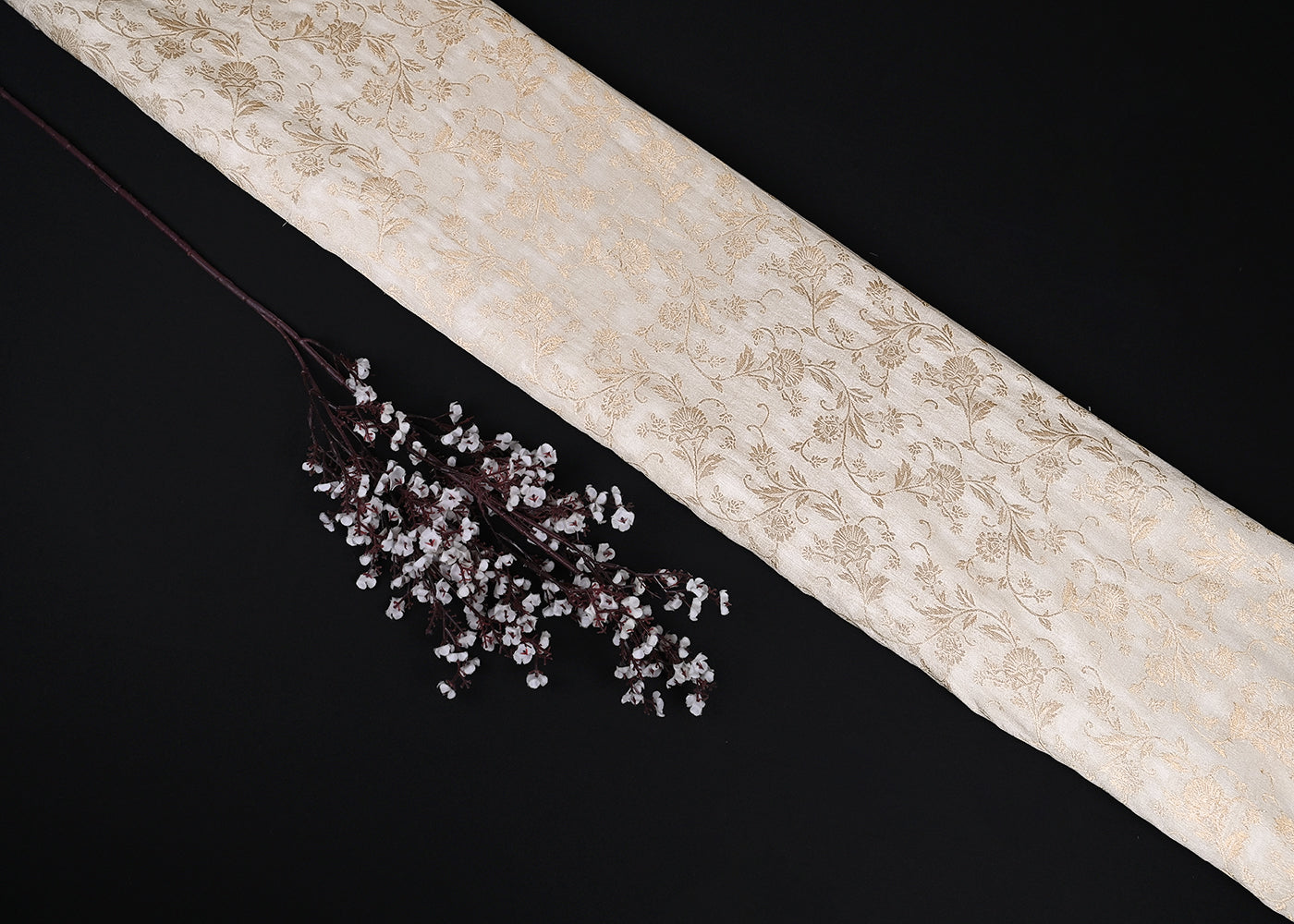 White Dyeable Silk Fabric With All Over Zari Handloom 20239