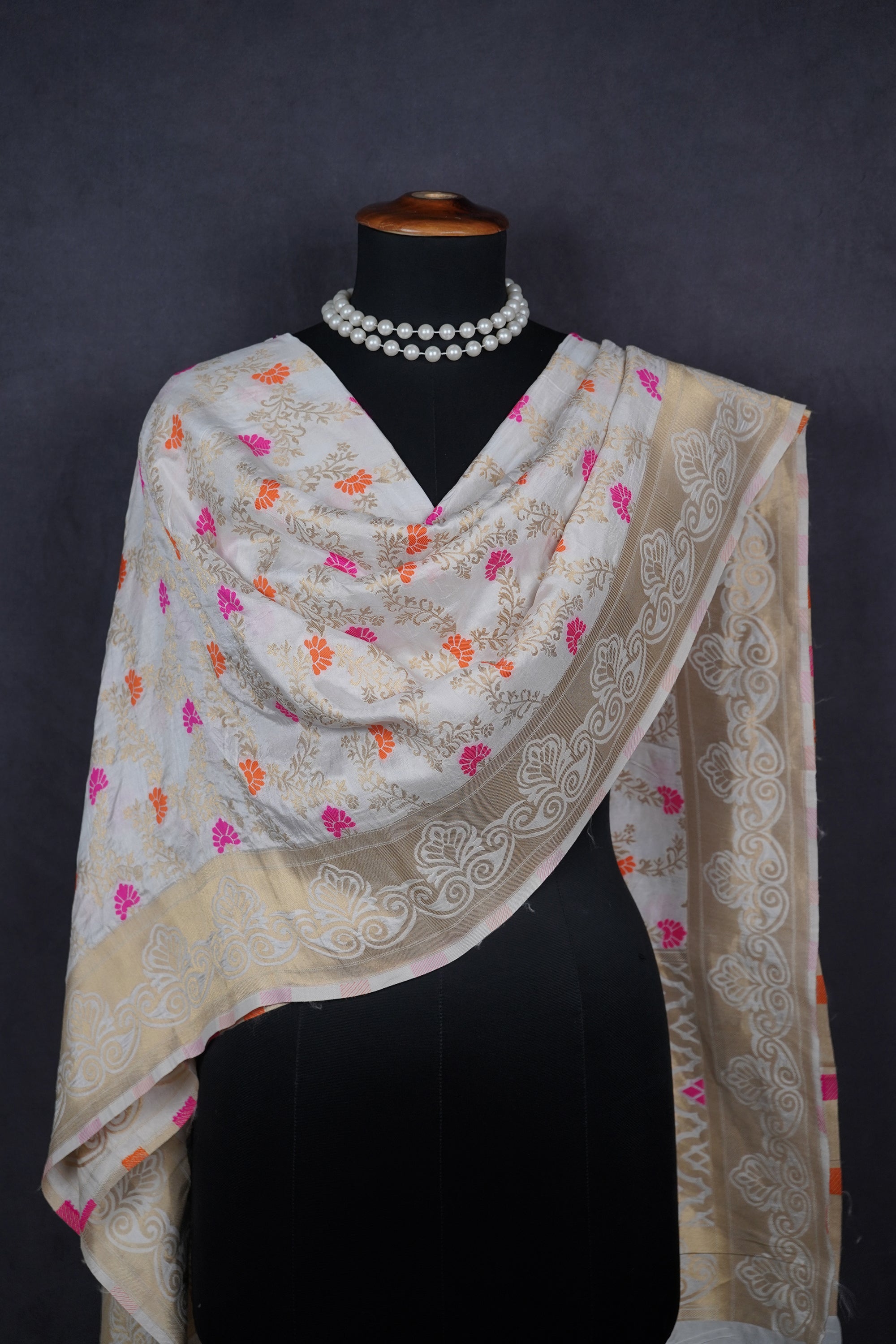White Dyeable Banarasi Silk Dupatta With All Over Thread And Zari Handloom 20411