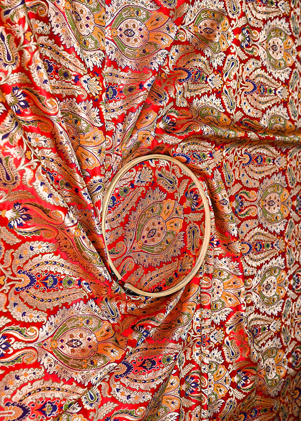 Red Pure Banarasi Brocade Fabric With All Over Thread And Zari Handloom 20431