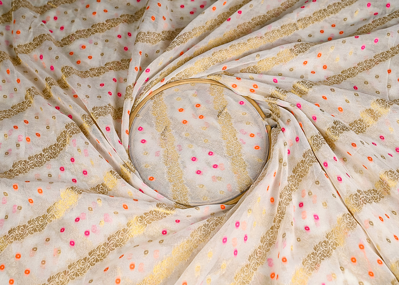 White Georgette Fabric With All Over Thread And Zari Handloom 20581