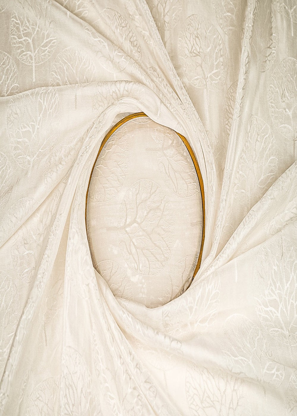 White-Silk-Fabric-With-All-Over-Thread-Handloom-20652-close-view