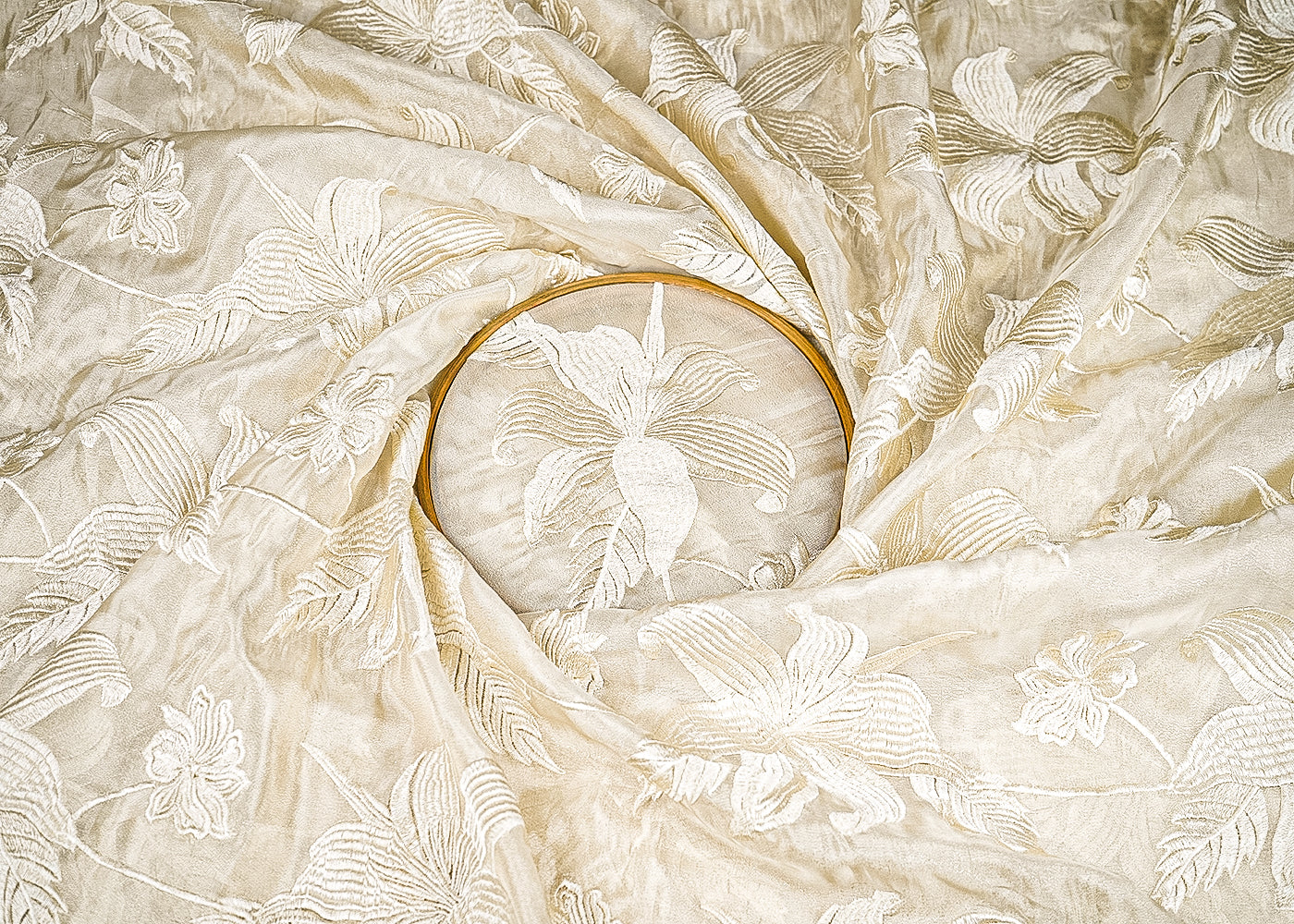 Off-White-Tissue-Fabric-With-All-Over-Thread-Work-20684-close-view