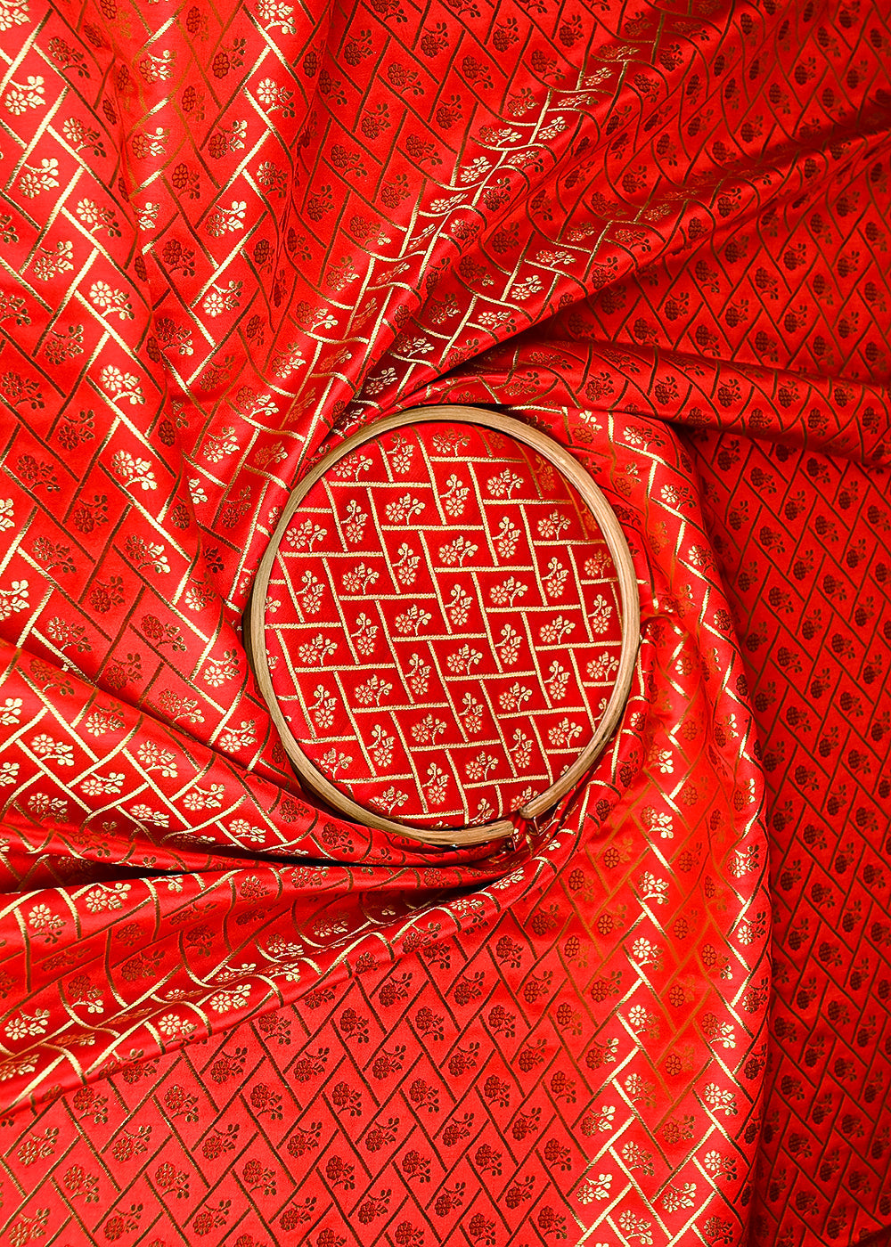 Red-Banarasi-Brocade-Fabric-With-All-Over-Golden-Zari-Handloom-20833-close-view