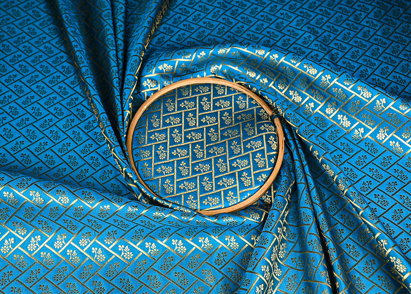 Rama-Green-Banarasi-Brocade-Fabric-With-All-Over-Golden-Zari-Handloom-20837-close-view