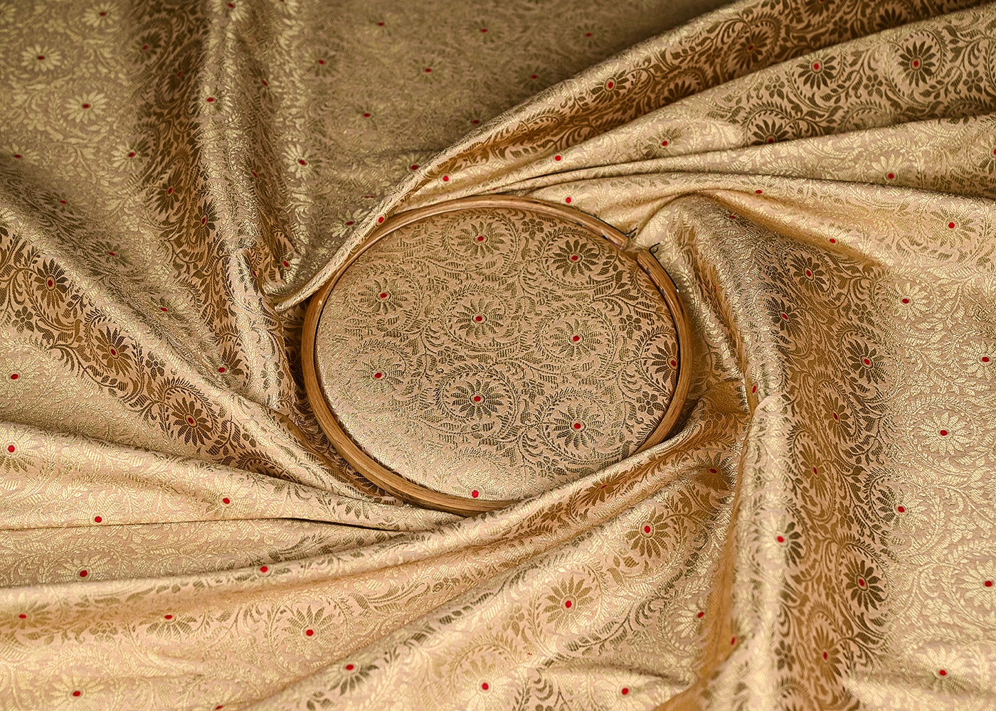 Beige Banarasi Brocade Fabric With All Over Thread And Zari Handloom 20939