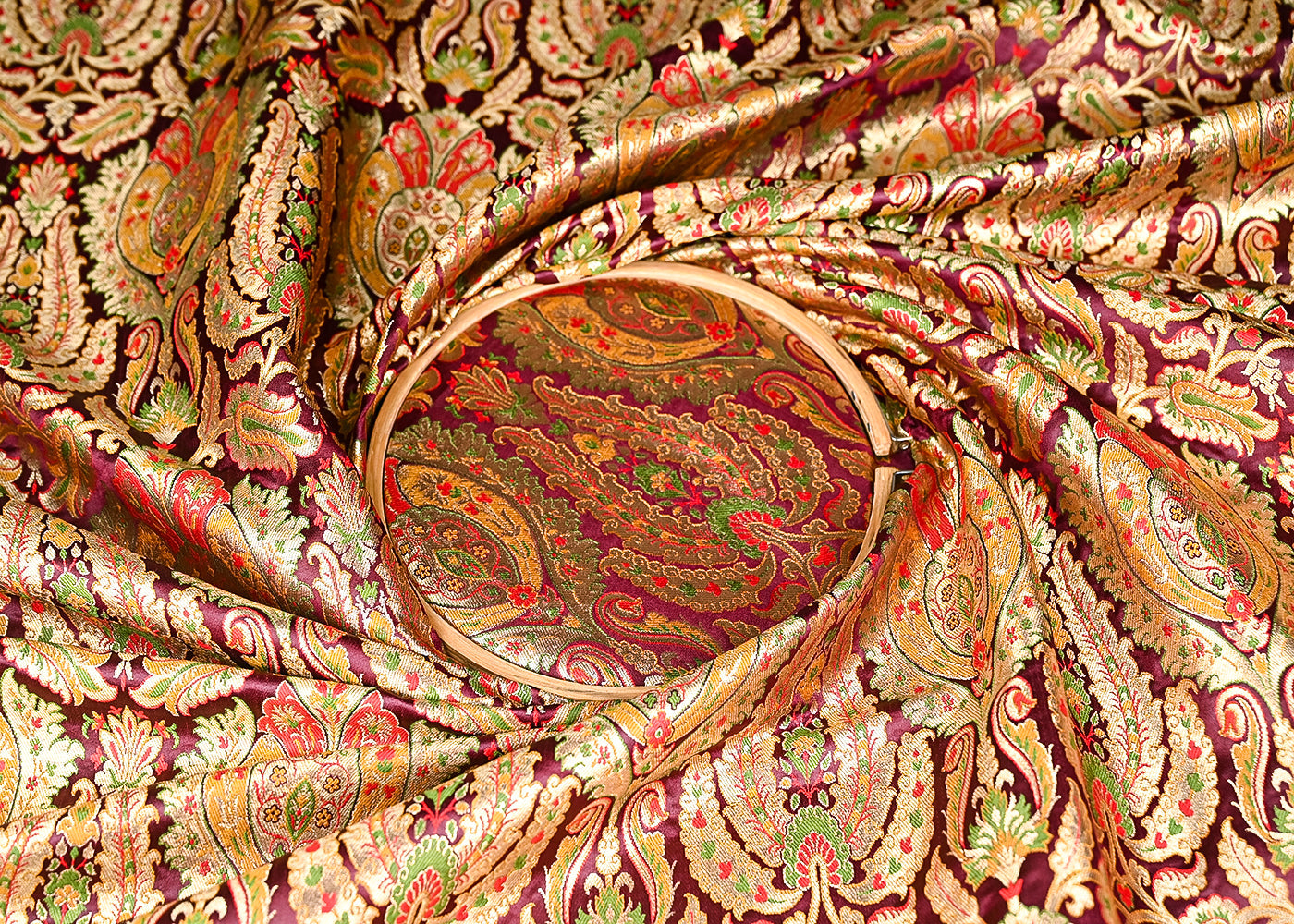 Maroon Pure Banarasi Brocade Fabric With All Over Thread And Zari Handloom 20950