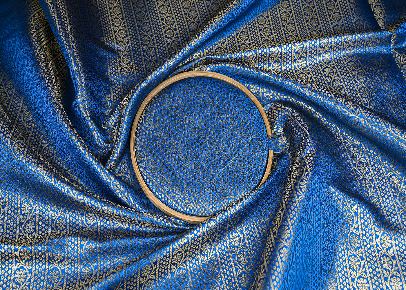 Firozi-Banarasi-Brocade-Fabric-With-Allover-Golden-Zari-Handloom-21148-close-view