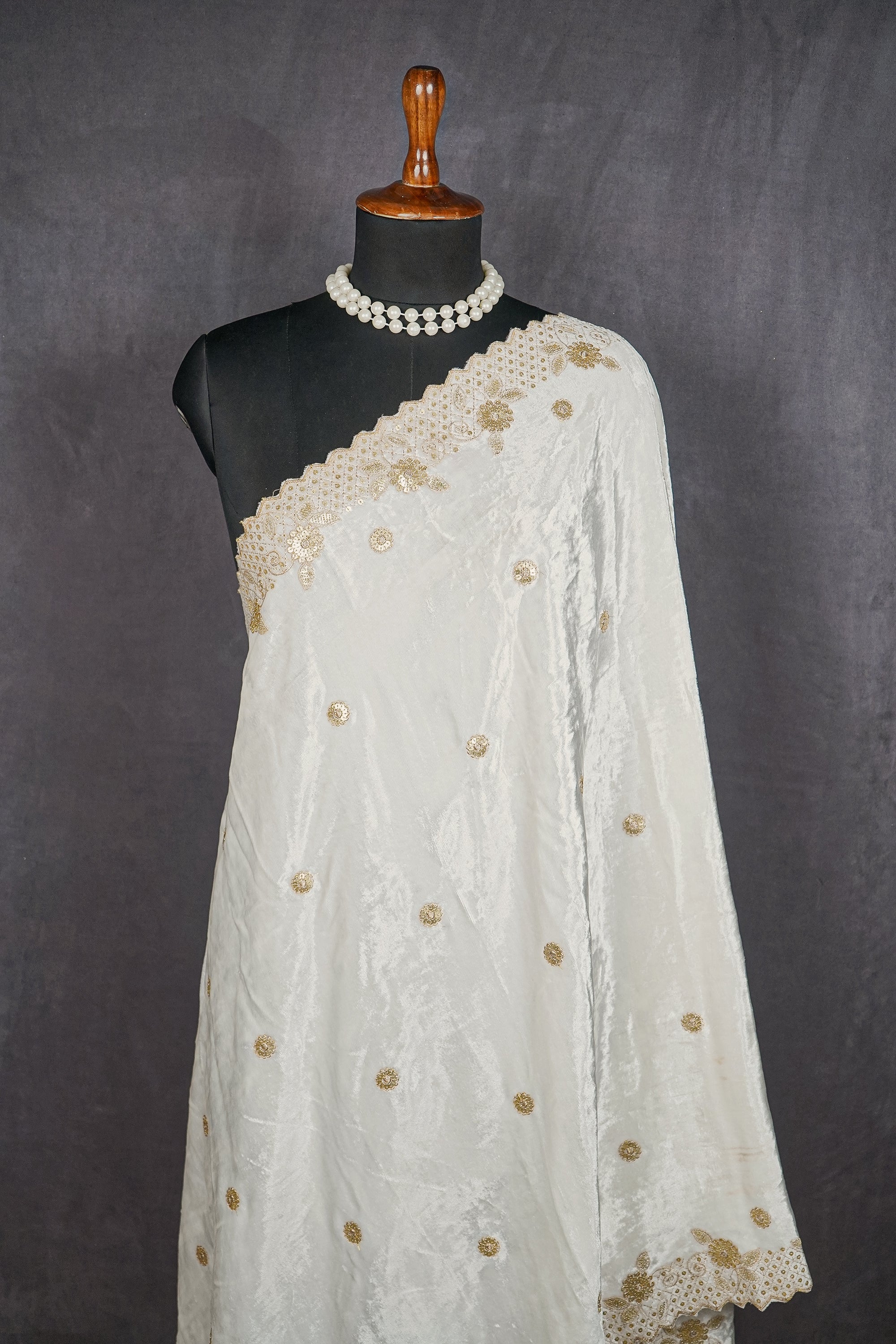 White Velvet Dupatta With All Over Buti Of Zari And Sequins Work 21201