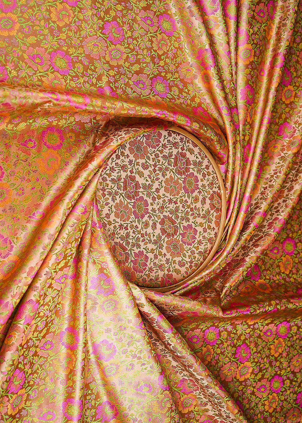 Peach-Banarasi-Brocade-Fabric-With-All-Over-Thread-And-Zari-Handloom-21259-close-view