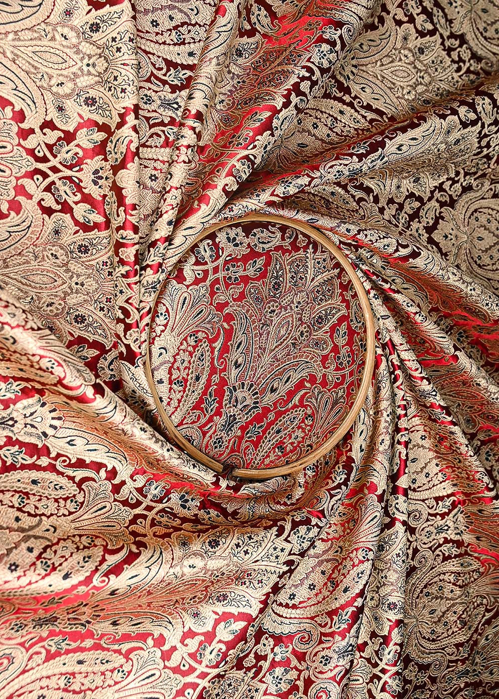 Maroon-Banarasi-Brocade-Fabric-With-All-Over-Golden-Zari-Handloom-21292-close-view