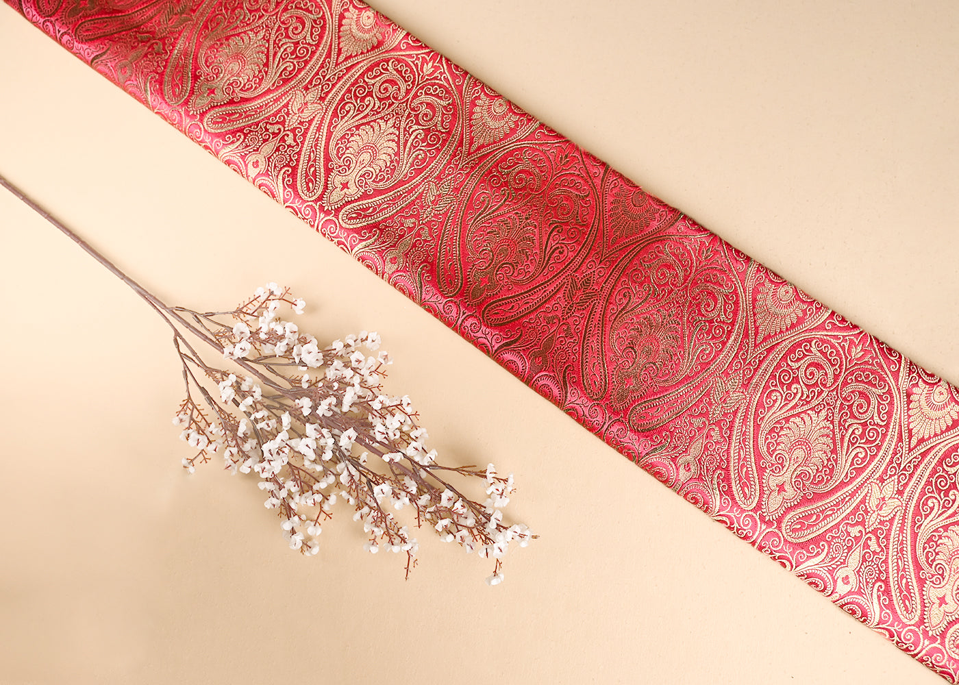 Gajri-Banarasi-Brocade-Fabric-With-All-Over-Golden-Zari-Handloom-21309