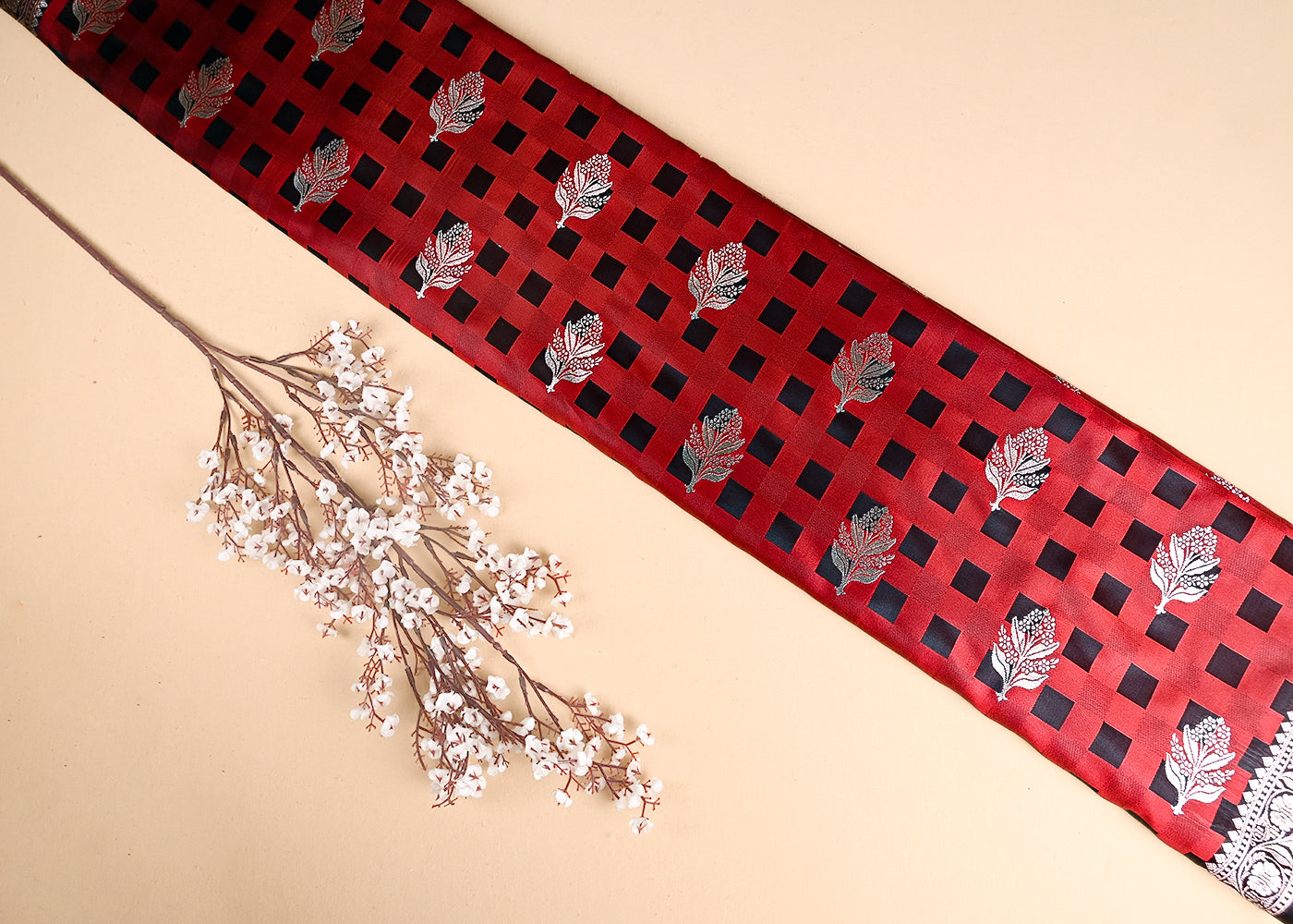 Maroon Banarasi Brocade Fabric With All Over Thread And Zari Handloom 21356