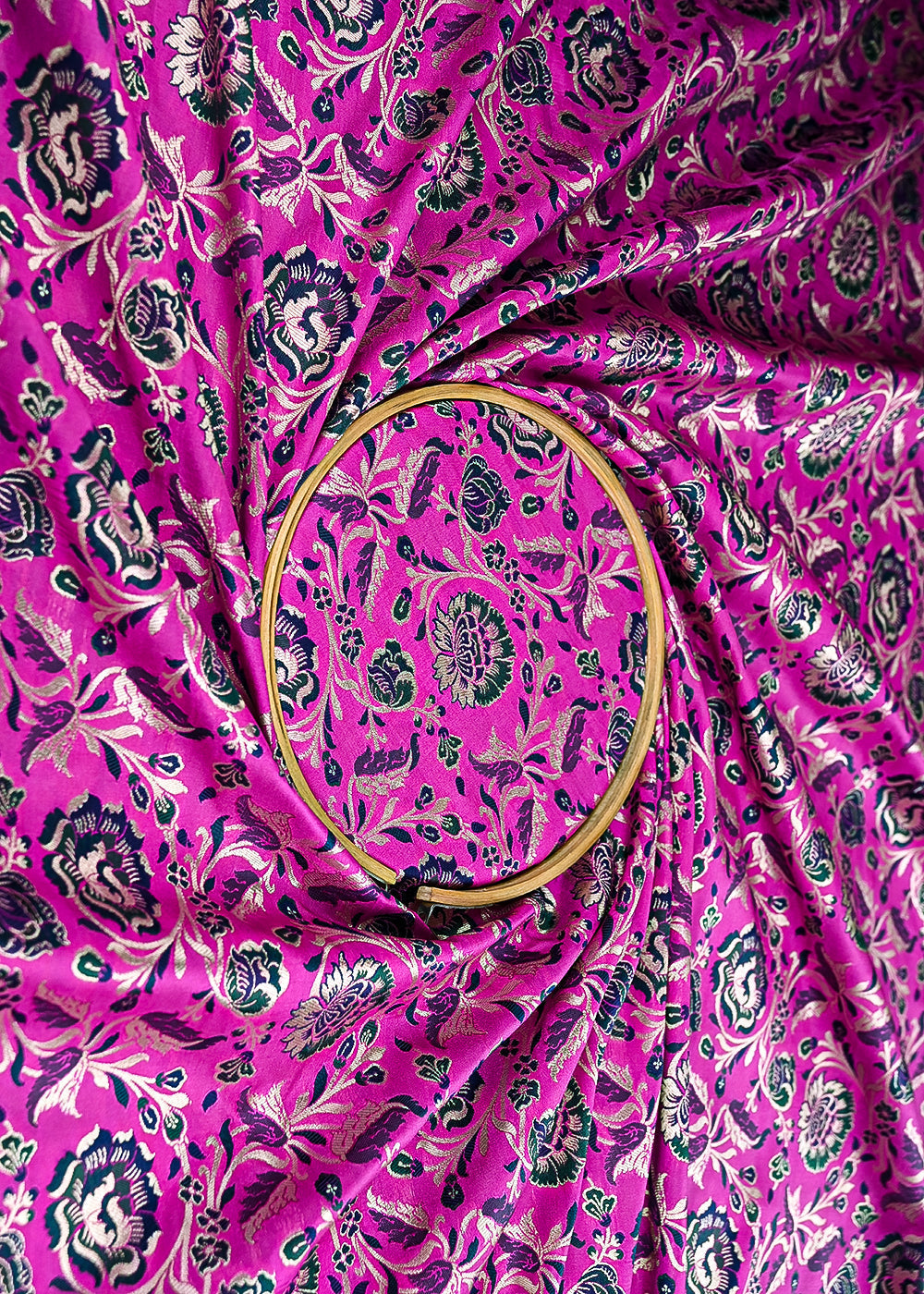 Purple-Banarasi-Brocade-Fabric-With-All-Over-Thread-And-Zari-Handloom-21473-close-view