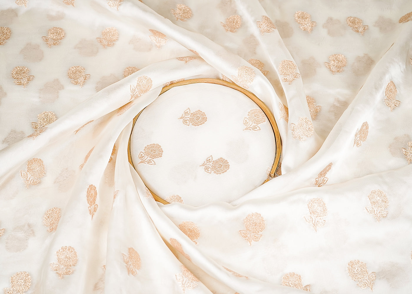 White-Dyeable-Organza-Satin-Fabric-With-All-Over-Zari-Handloom-21699-close-view