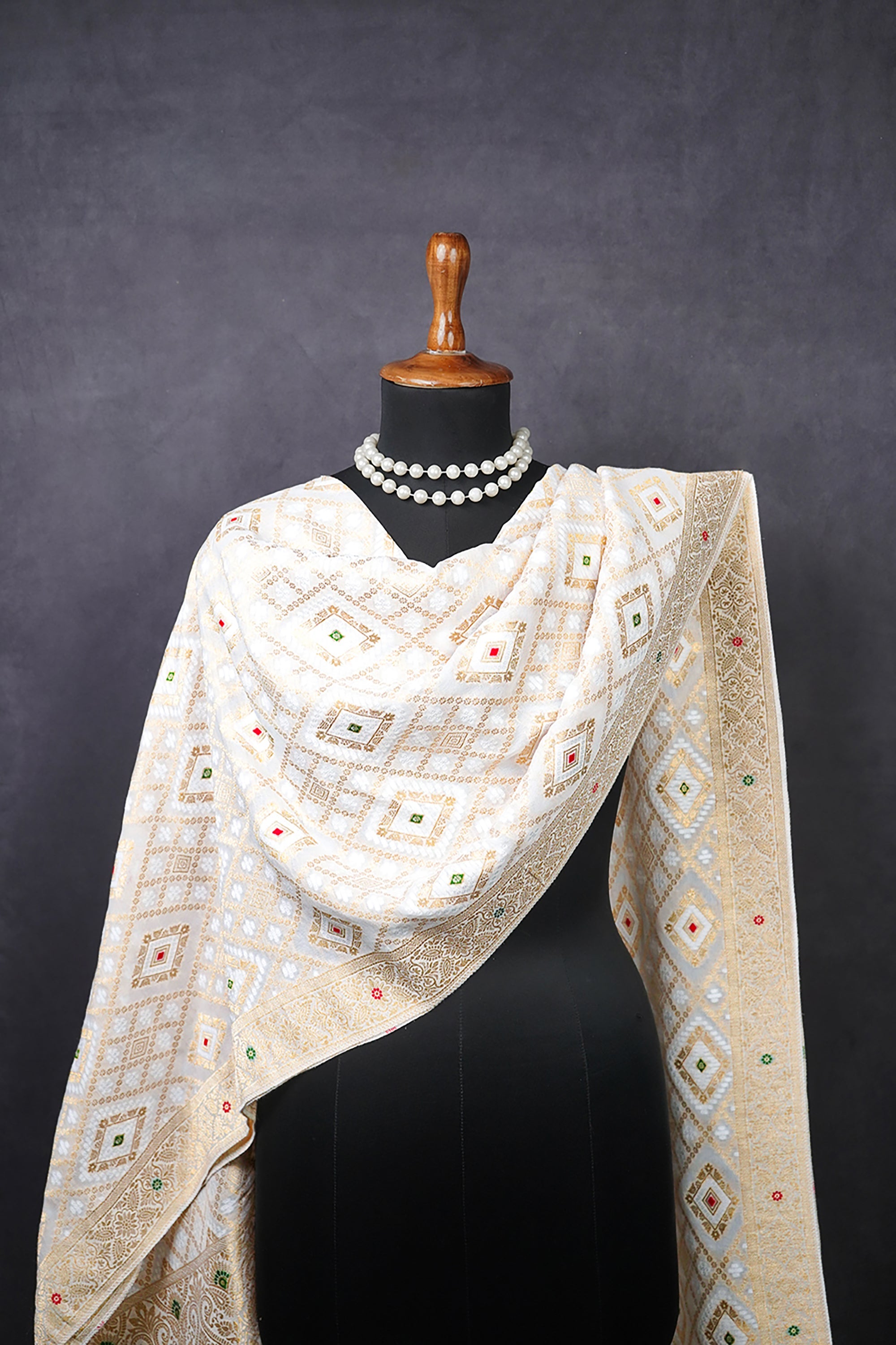 White Dyeable Georgette Dupatta With All Over Thread Work 21733