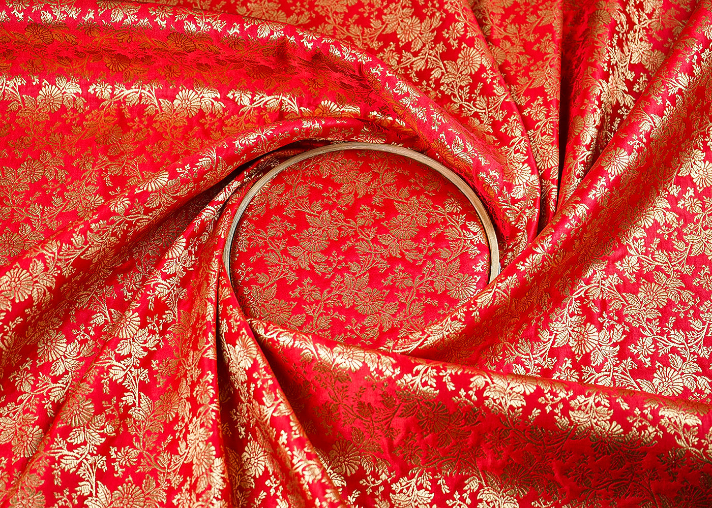 Red-Banarasi-Brocade-Fabric-With-All-Over-Golden-Zari-Handloom-21838-close-view