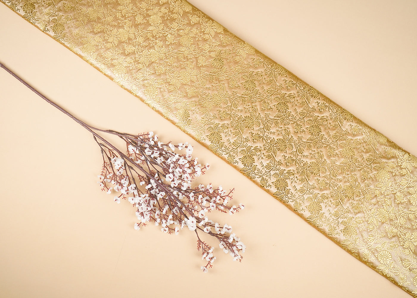 Golden-Banarasi-Brocade-Fabric-With-All-Over-Golden-Zari-Handloom-21840