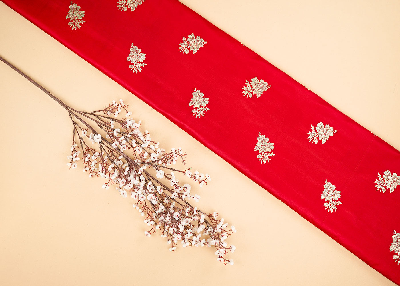 Red-Banarasi-Brocade-Fabric-With-Allover-Zari-Handloom-22263