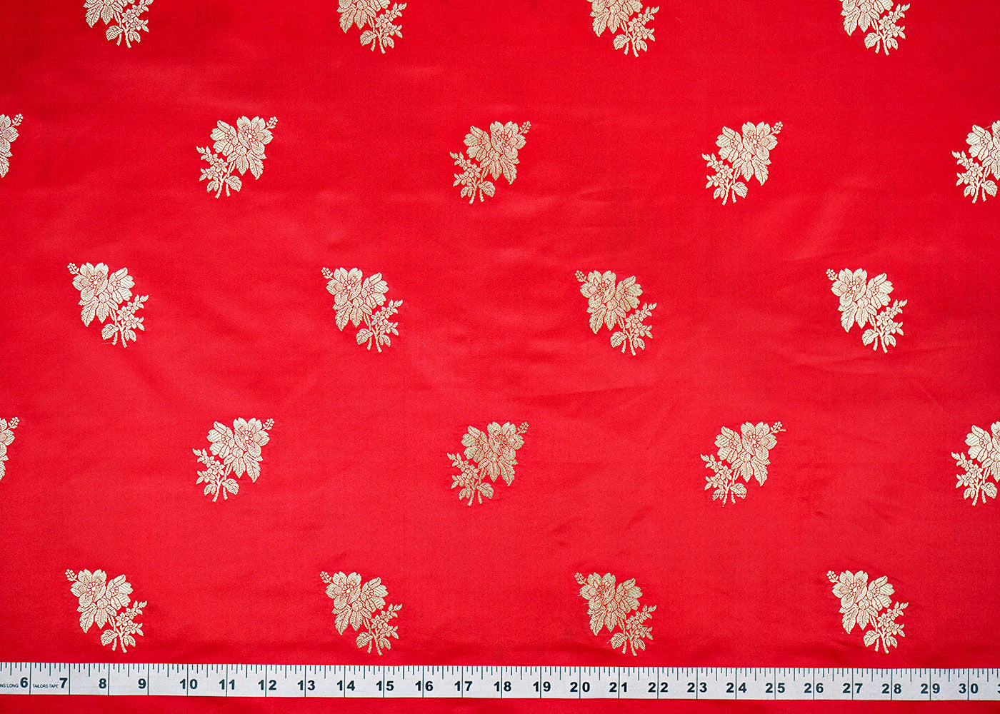 Red-Banarasi-Brocade-Fabric-With-Allover-Zari-Handloom-22263-measurement-view