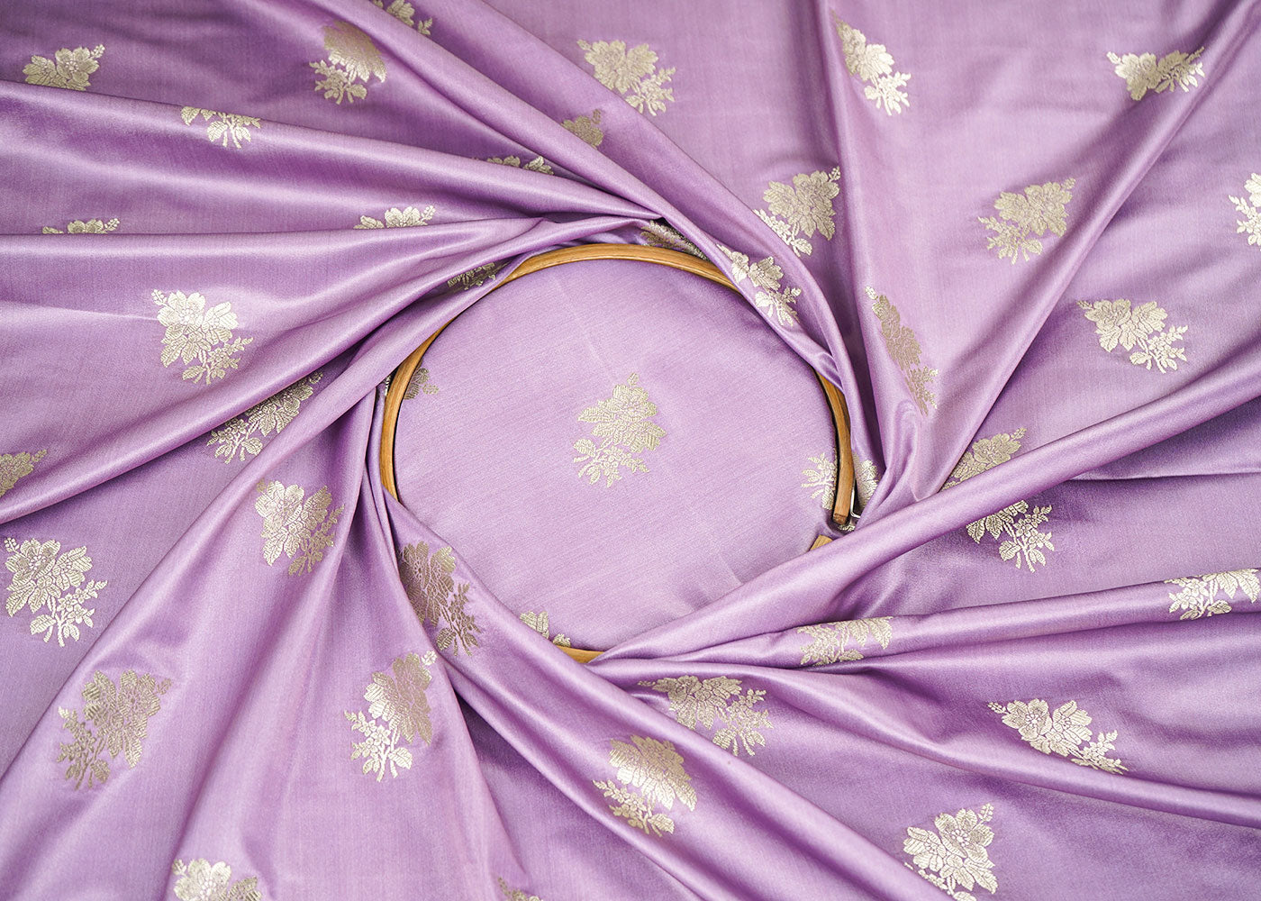 Lavender-Banarasi-Brocade-Fabric-With-Allover-Zari-Handloom-22268-close-view