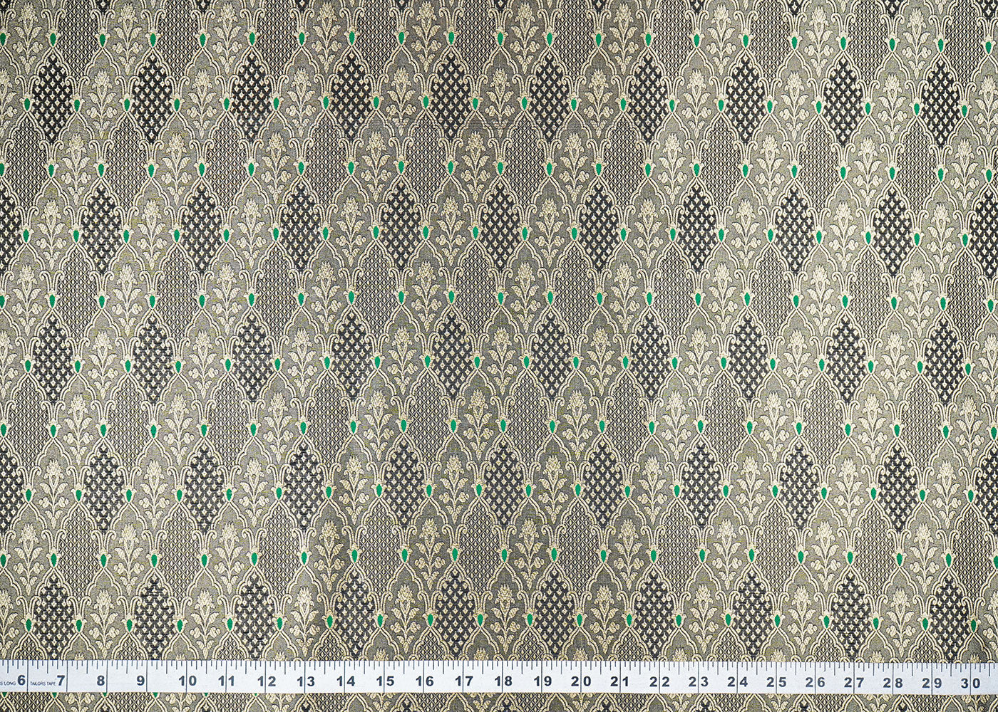 Black-Banarasi-Brocade-Fabric-With-Allover-Thread-And-Golden-Zari-Handloom-22308-measurement-view