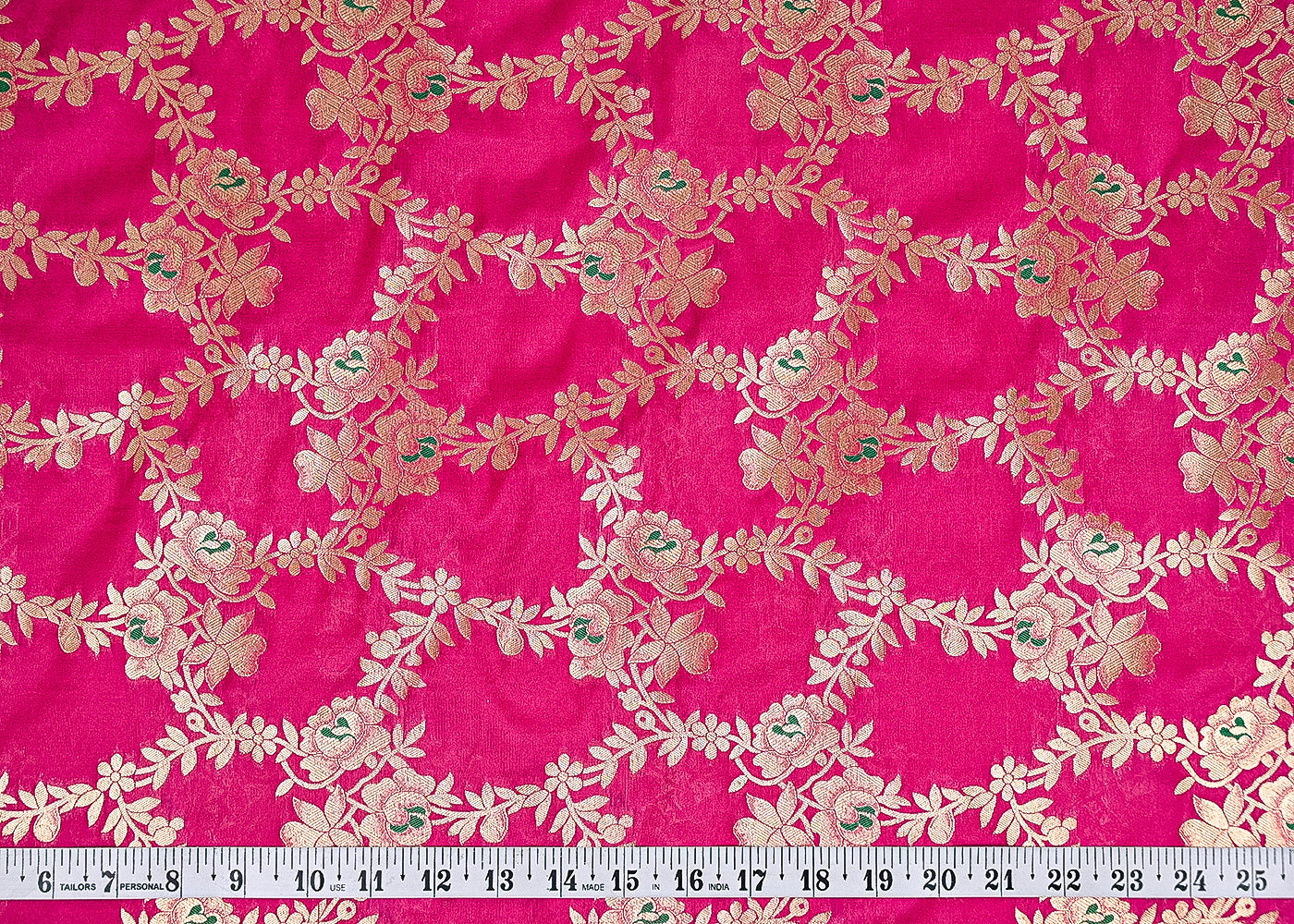 Magenta-Banarasi-Brocade-Fabric-With-All-Over-Thread-And-Zari-Handloom-22310-measusrement-view